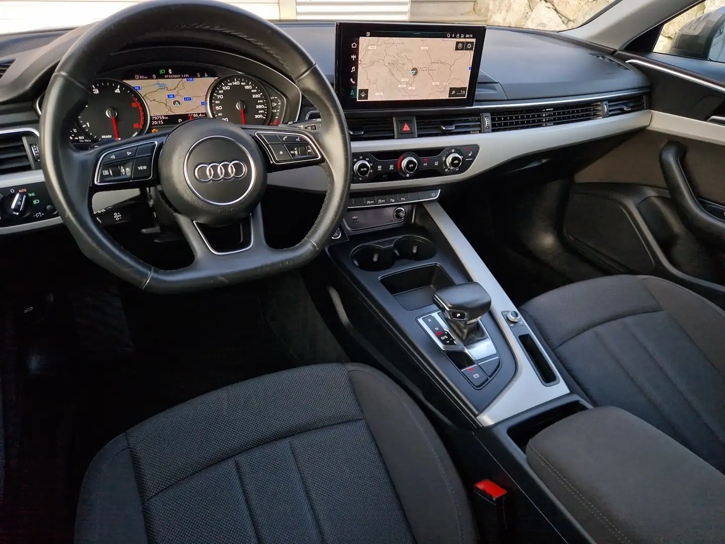 Audi A4 Avant 30 TDI Advanced S-Tronic, Nur 79000 KM! Gris - 2