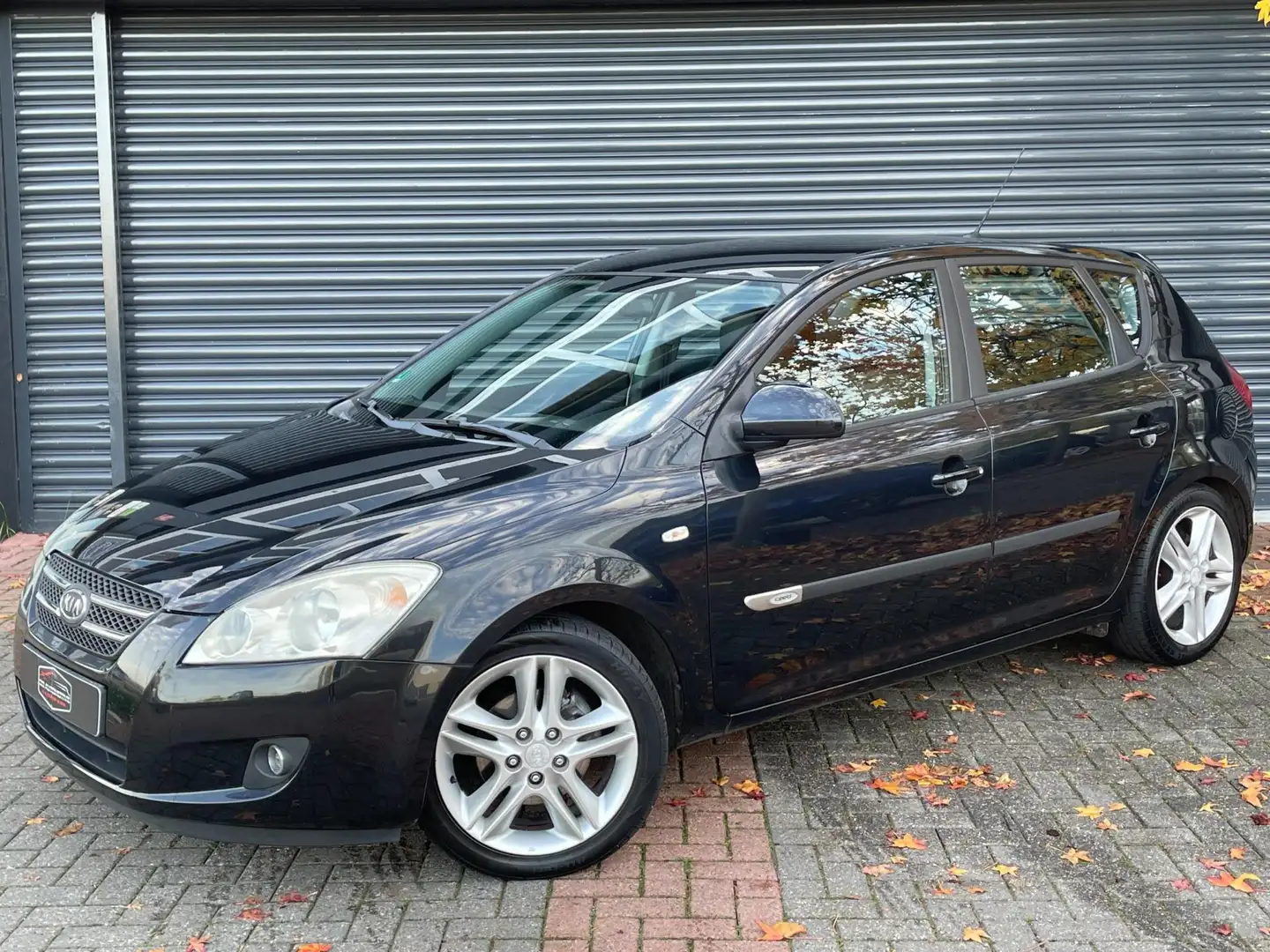 Kia Ceed / cee'd 1.4 X-ecutive Parkeersensor | Climate Control | El Zwart - 2