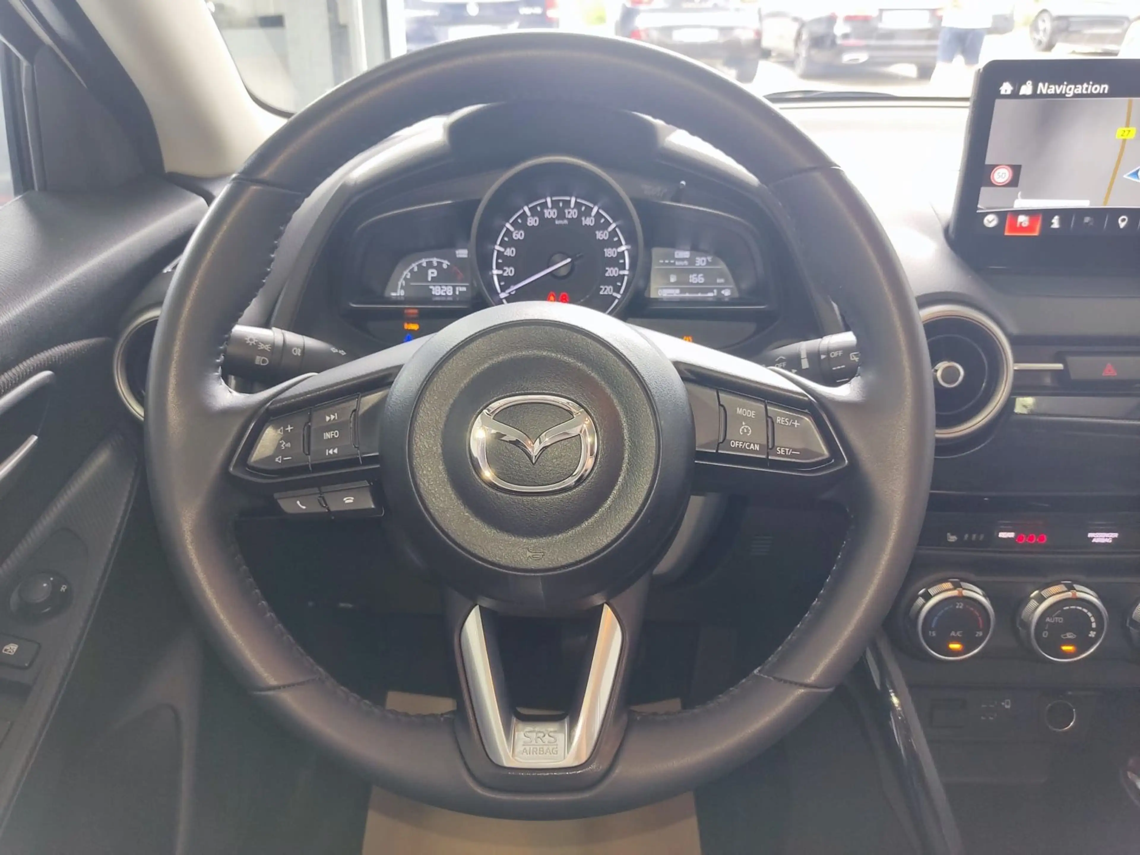Mazda 2 SKYACTIV-G90 ***LED+NAVI+AUTOMATIK+PDC*** — photo 20