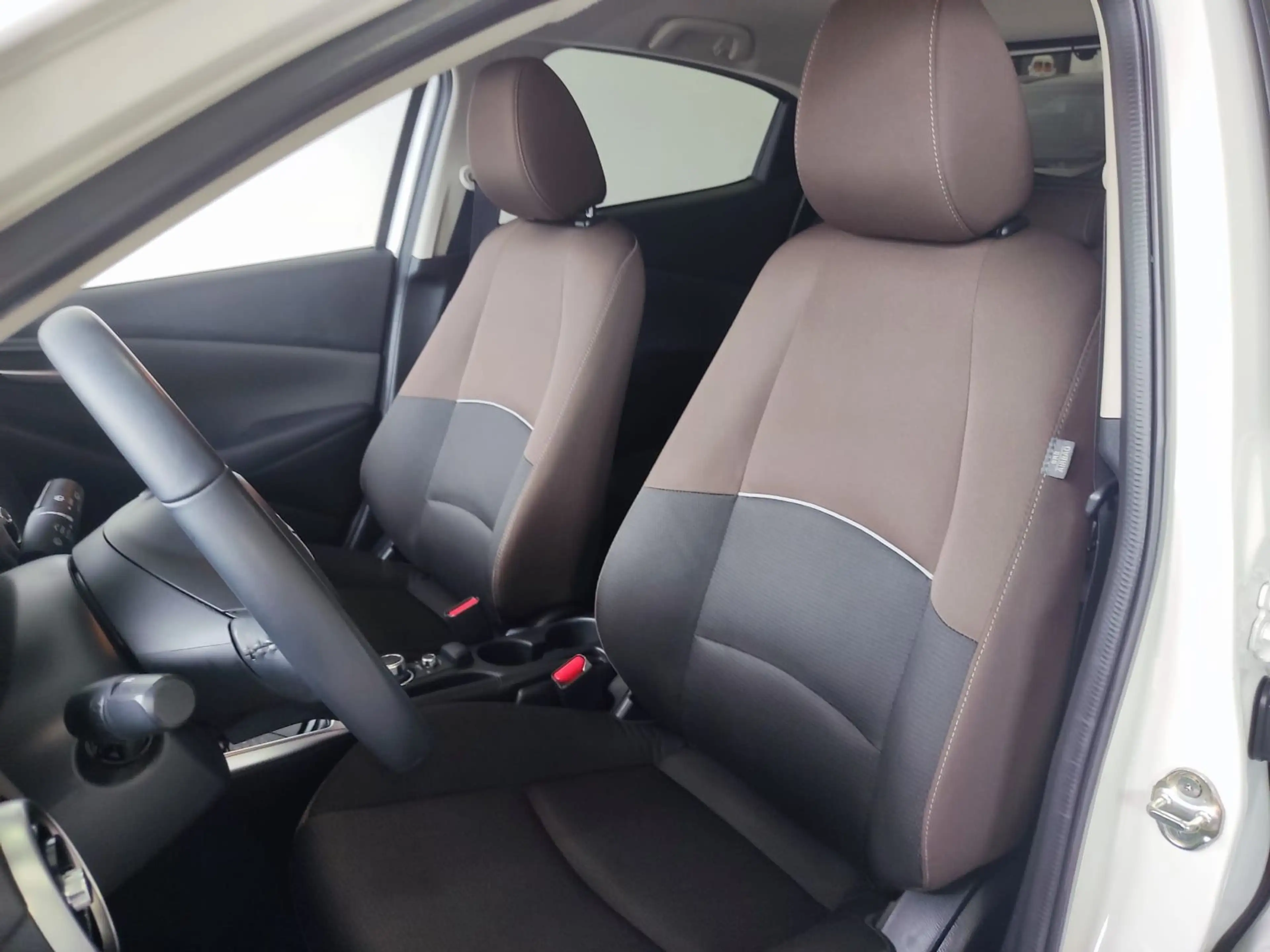 Mazda 2 SKYACTIV-G90 ***LED+NAVI+AUTOMATIK+PDC*** — photo 10