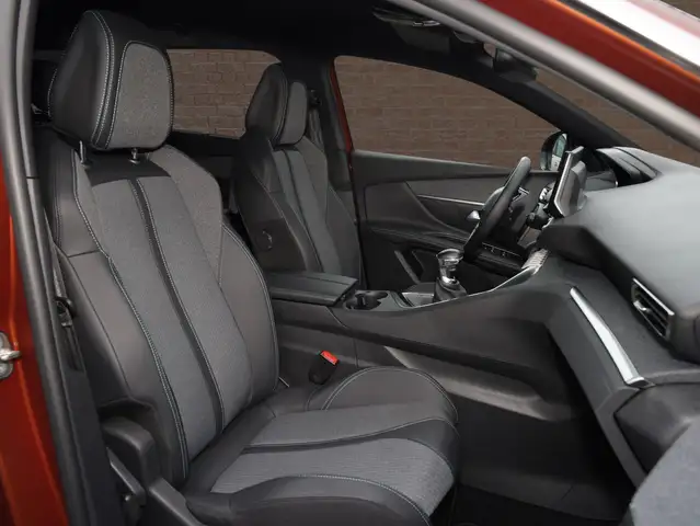 Peugeot 5008 view 7