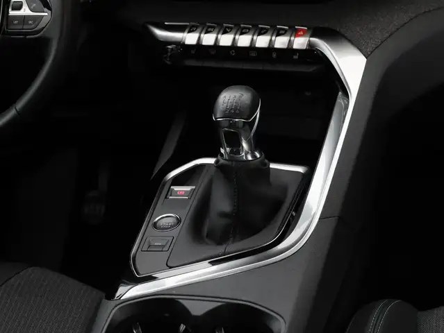 Peugeot 5008 view 10