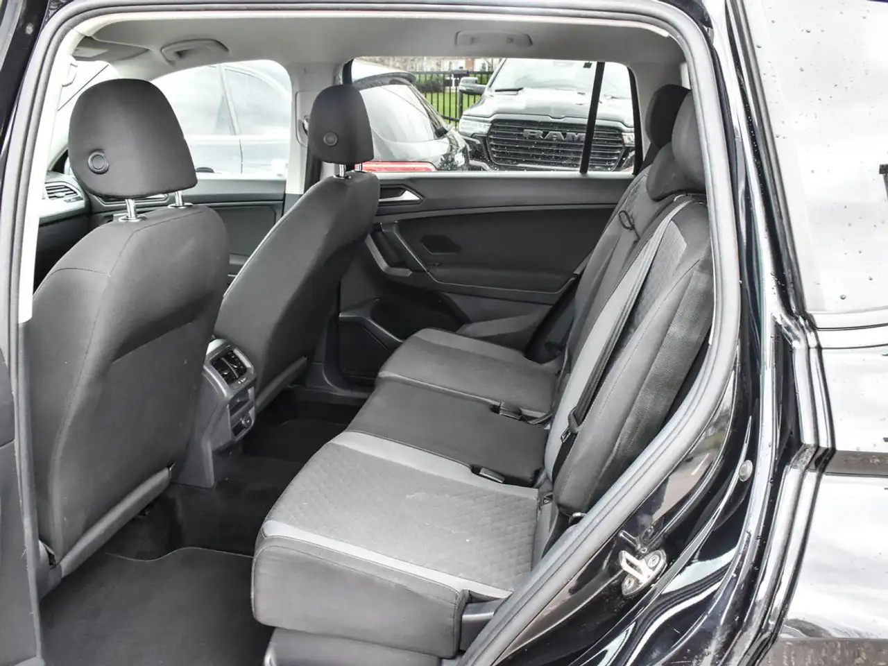 Volkswagen Tiguan снимка Volkswagen Tiguan