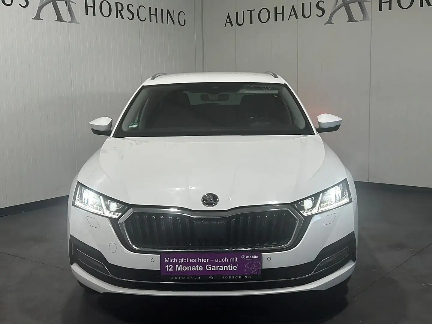 Skoda Octavia Combi 2,0 TDI Style DSG//HEAD-UP//AMBIENTE//TOT... Weiß - 2
