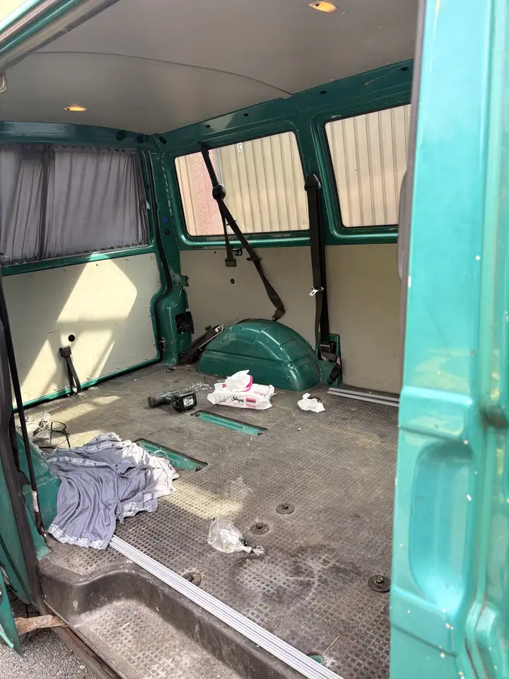Volkswagen T4 Transporter 7DM1U2/Z39, foto 4