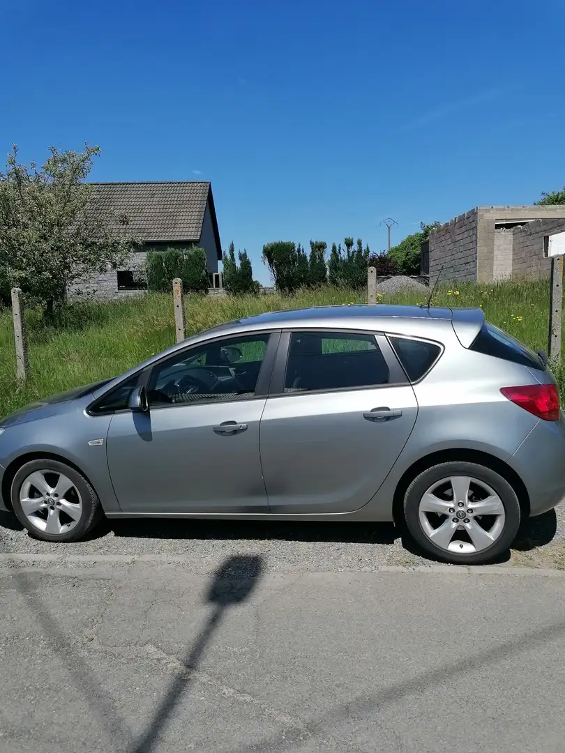 Opel Astra 1.3 CDTI 95 ch FAP ecoFLEX Connect Pack - 1