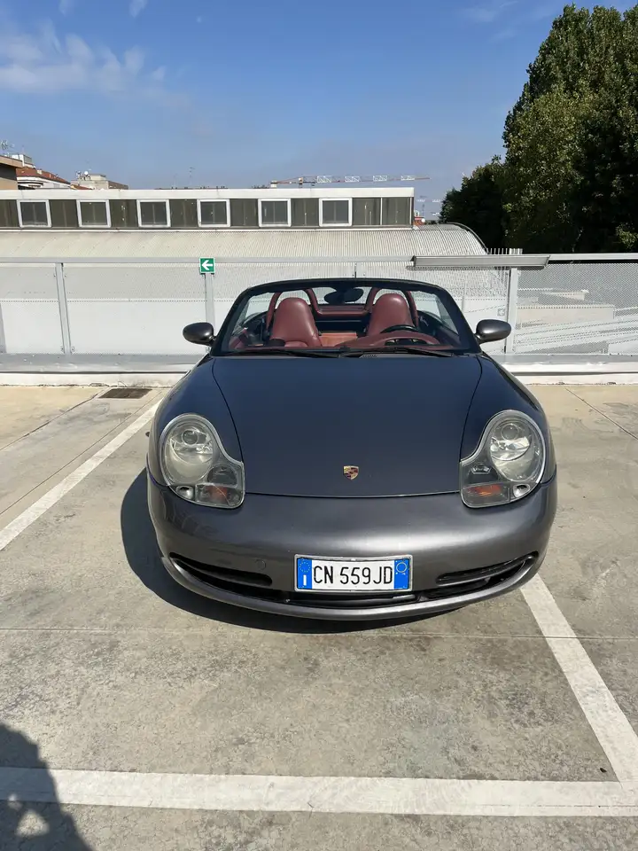 Porsche Boxster 2.5, foto 1