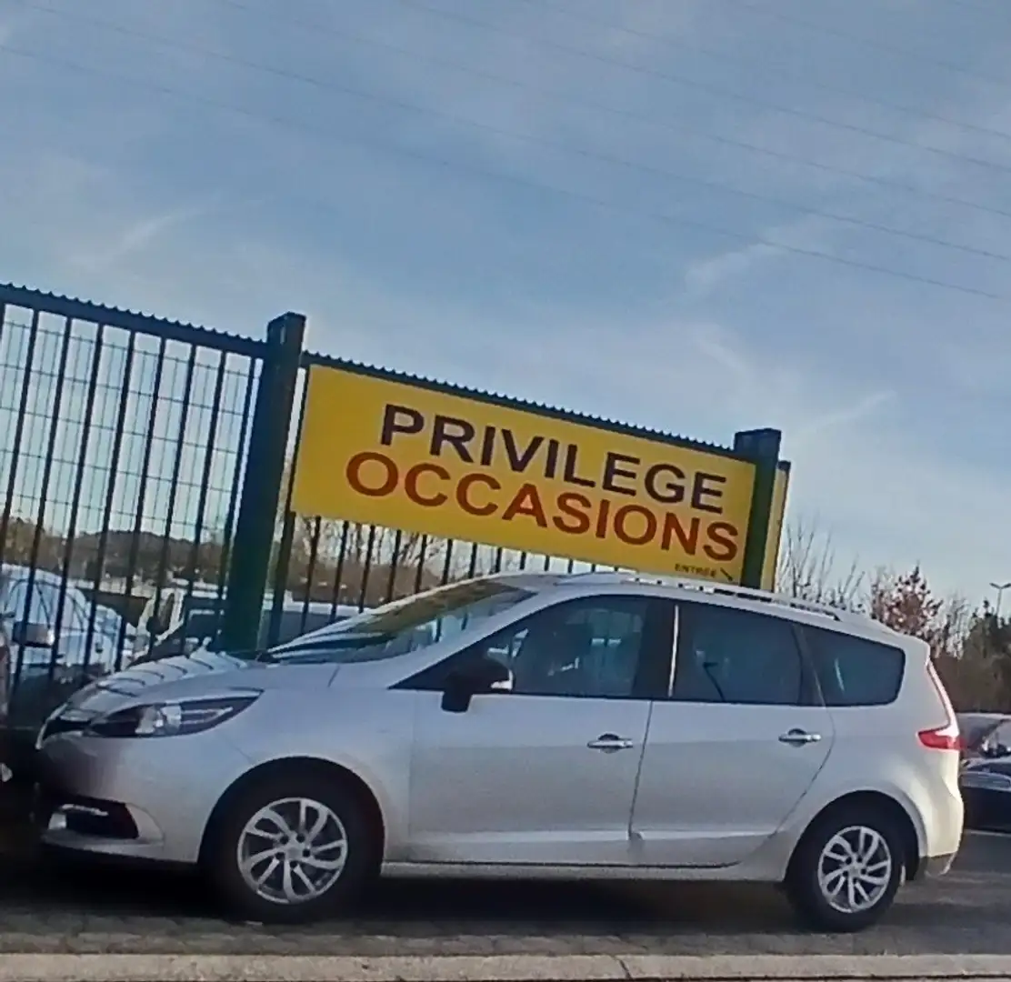 Renault Grand Scenic 12TCe 115cv 6vit Limited GPS AIRCOél JALU EURO6 Grau - 1