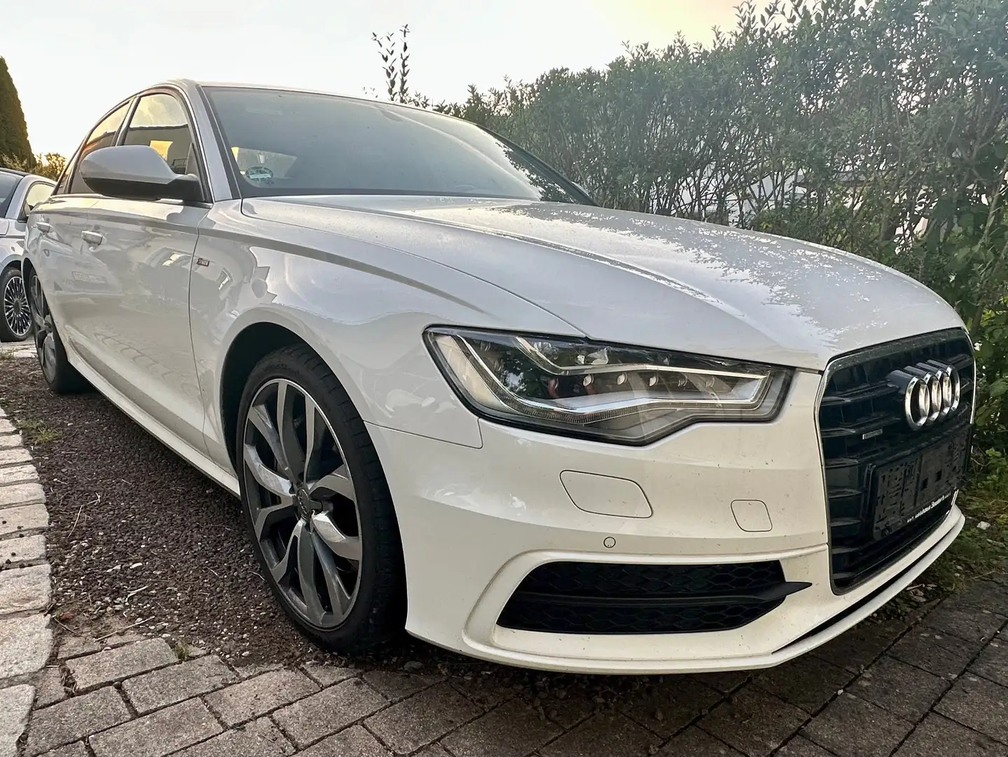 Audi A6 3.0 TDI S line+20"/Ibisweiss/MMI+/LED/AHK/HU 06/27 Blanc - 1