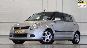 1.5i 16V Exclusive Automaat Lerenbekleding Parkeer