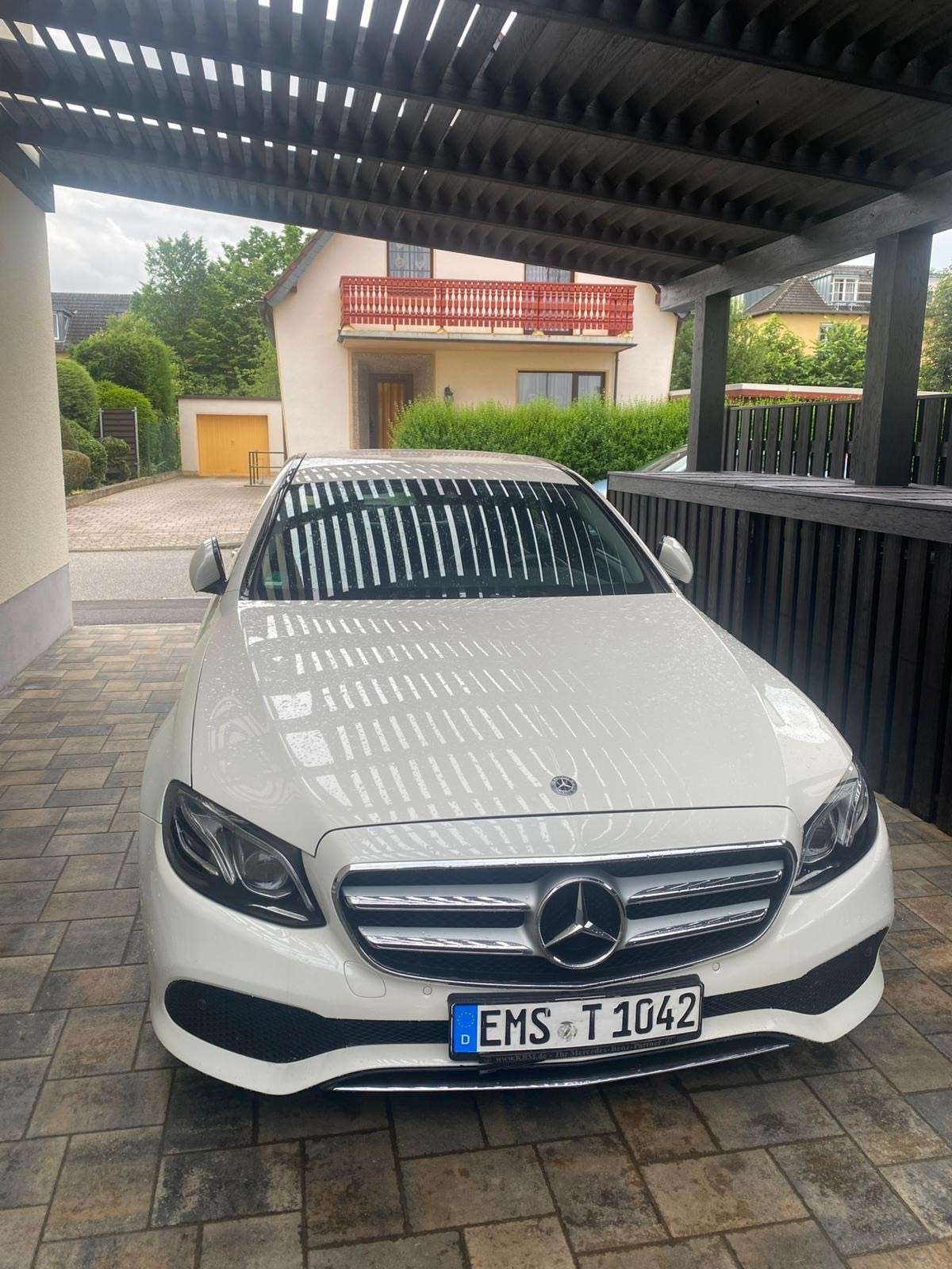 Second hand Mercedes Benz E-Class 200