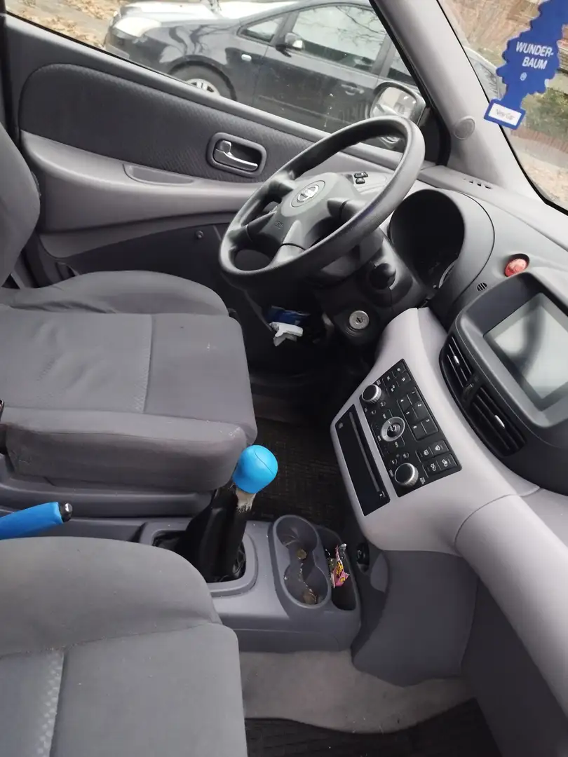 Nissan Almera Tino Almera Tino acenta Grün - 2