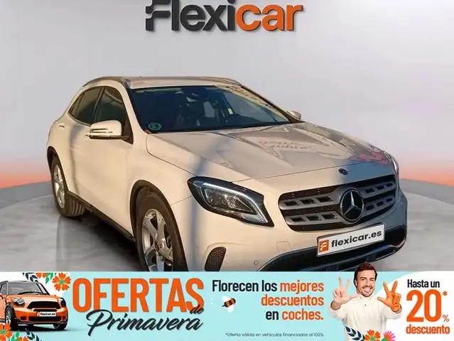 Mercedes-Benz GLA 220 D- 5P (2018)