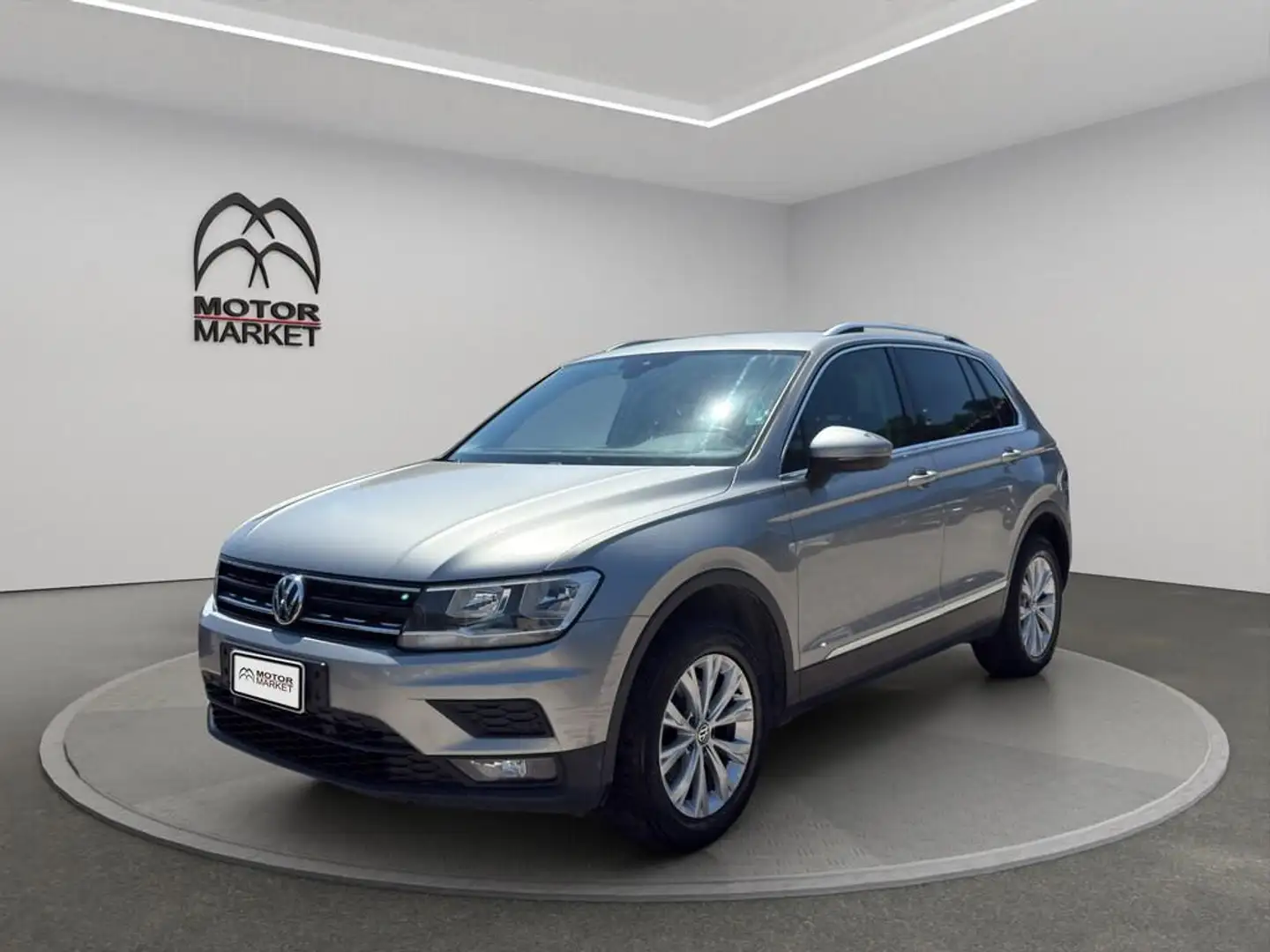 Volkswagen Tiguan 2.0 tdi Business 4motion 150cv dsg Gris - 1