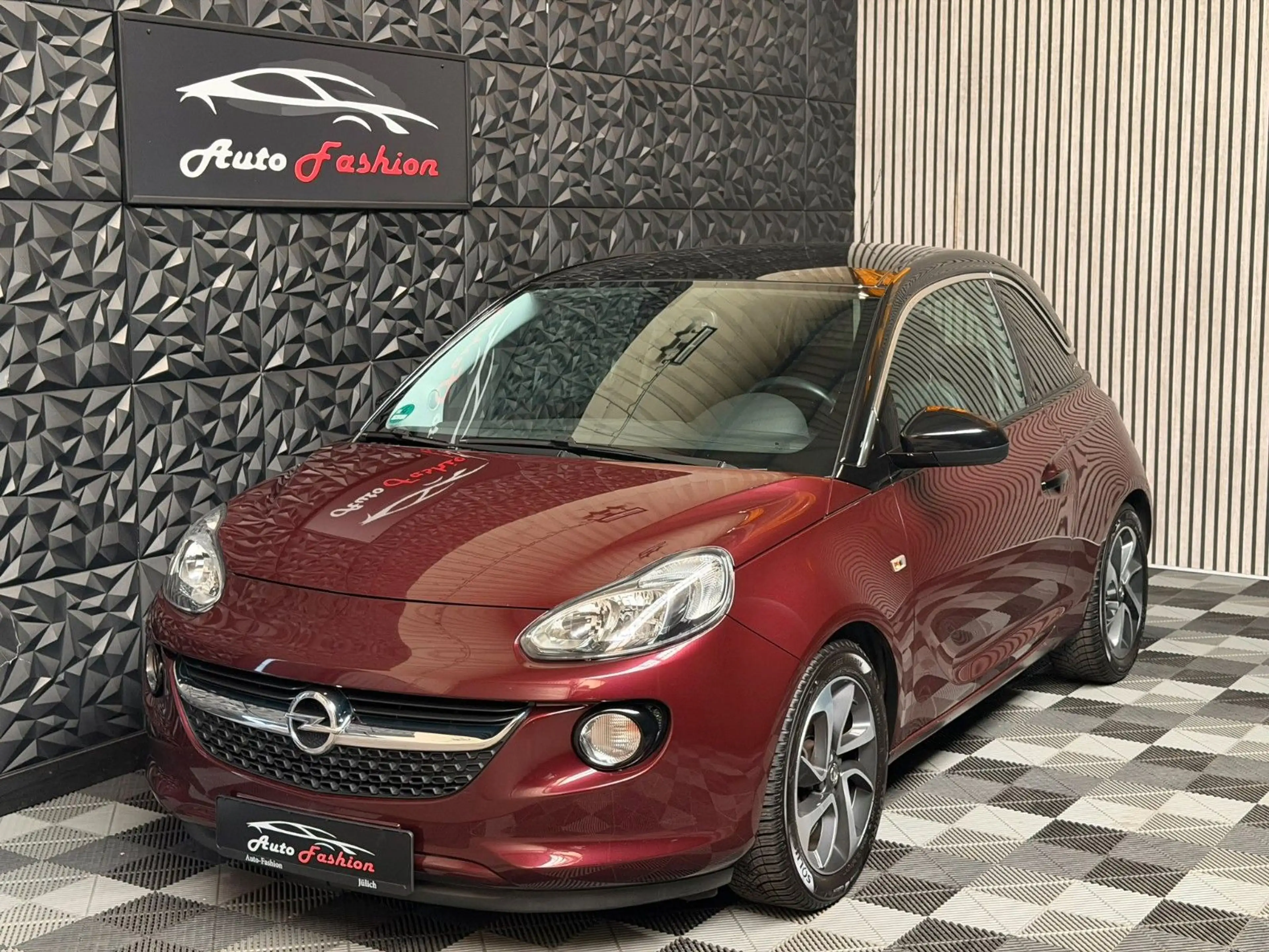 Opel Adam Sitz&Lenkrad-Heizung  TÜV NEU