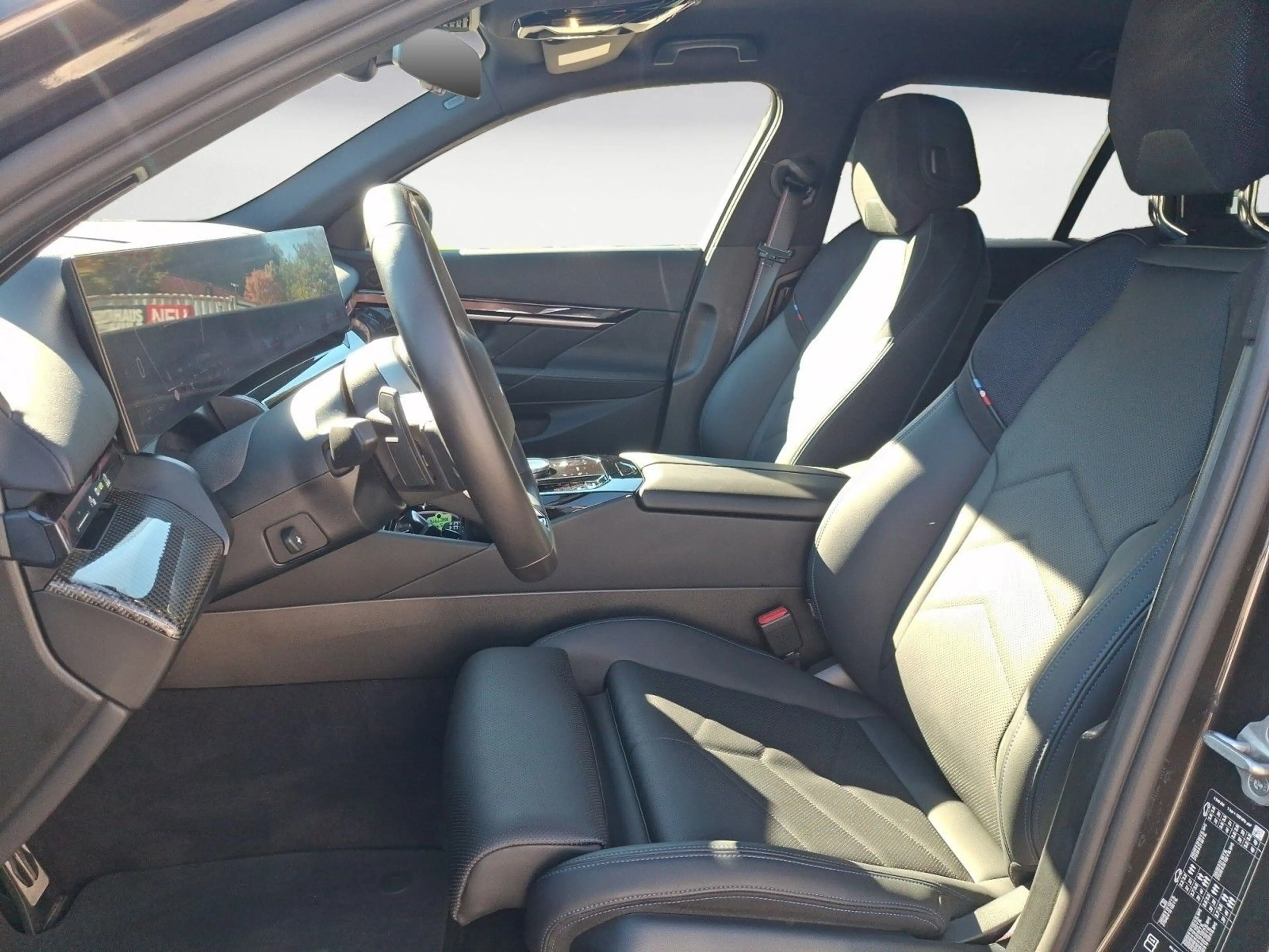 BMW 540 d xDrive Touring M Sportpaket Standhzg. AHK — photo 12
