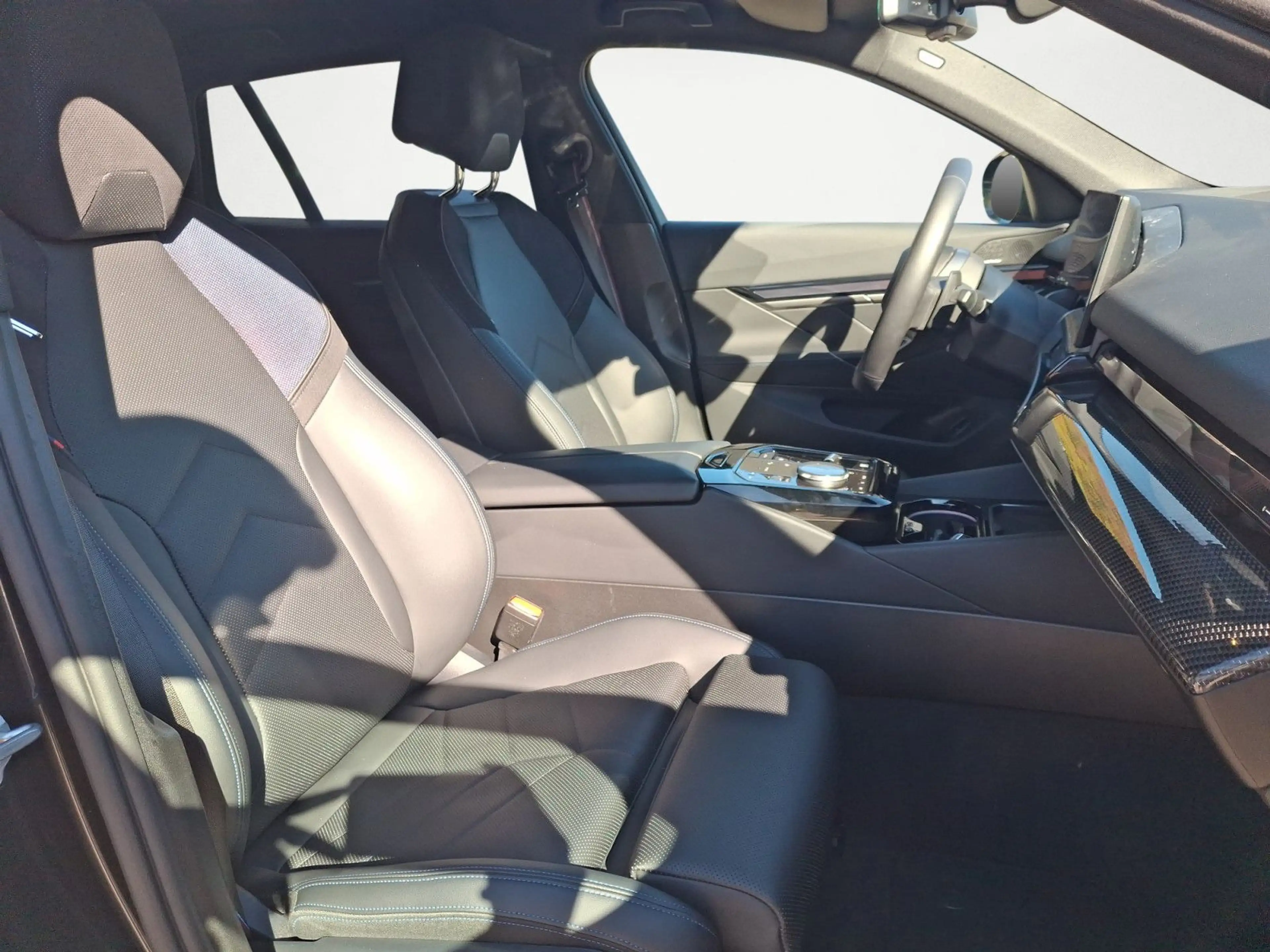 BMW 540 d xDrive Touring M Sportpaket Standhzg. AHK — photo 15