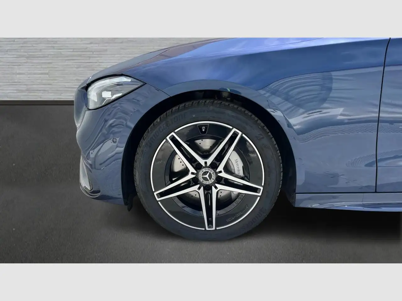 Mercedes-Benz C-Class 2026