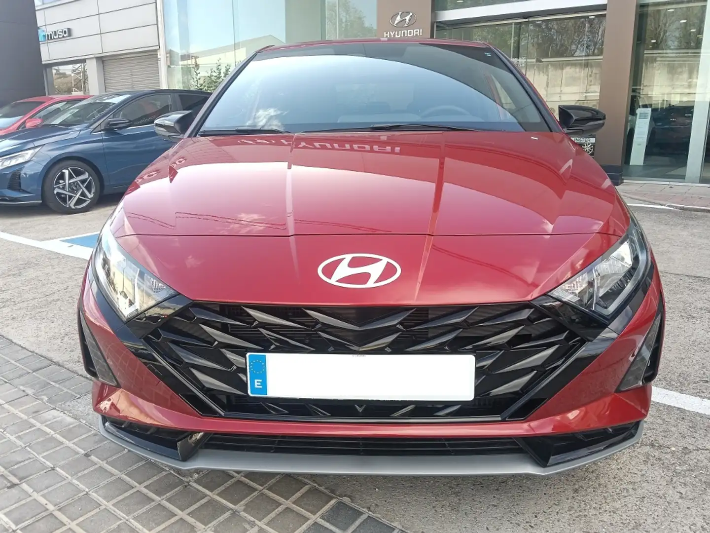 Hyundai i20 1.0 T Black Line 90 Burdeos - 2