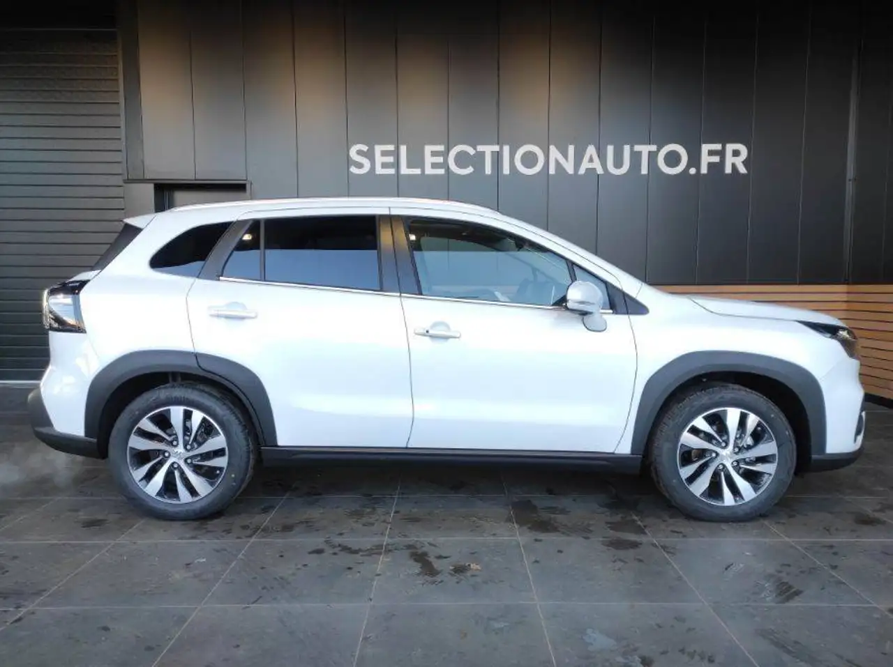 Suzuki SX4 S-Cross 2022 — фото 6