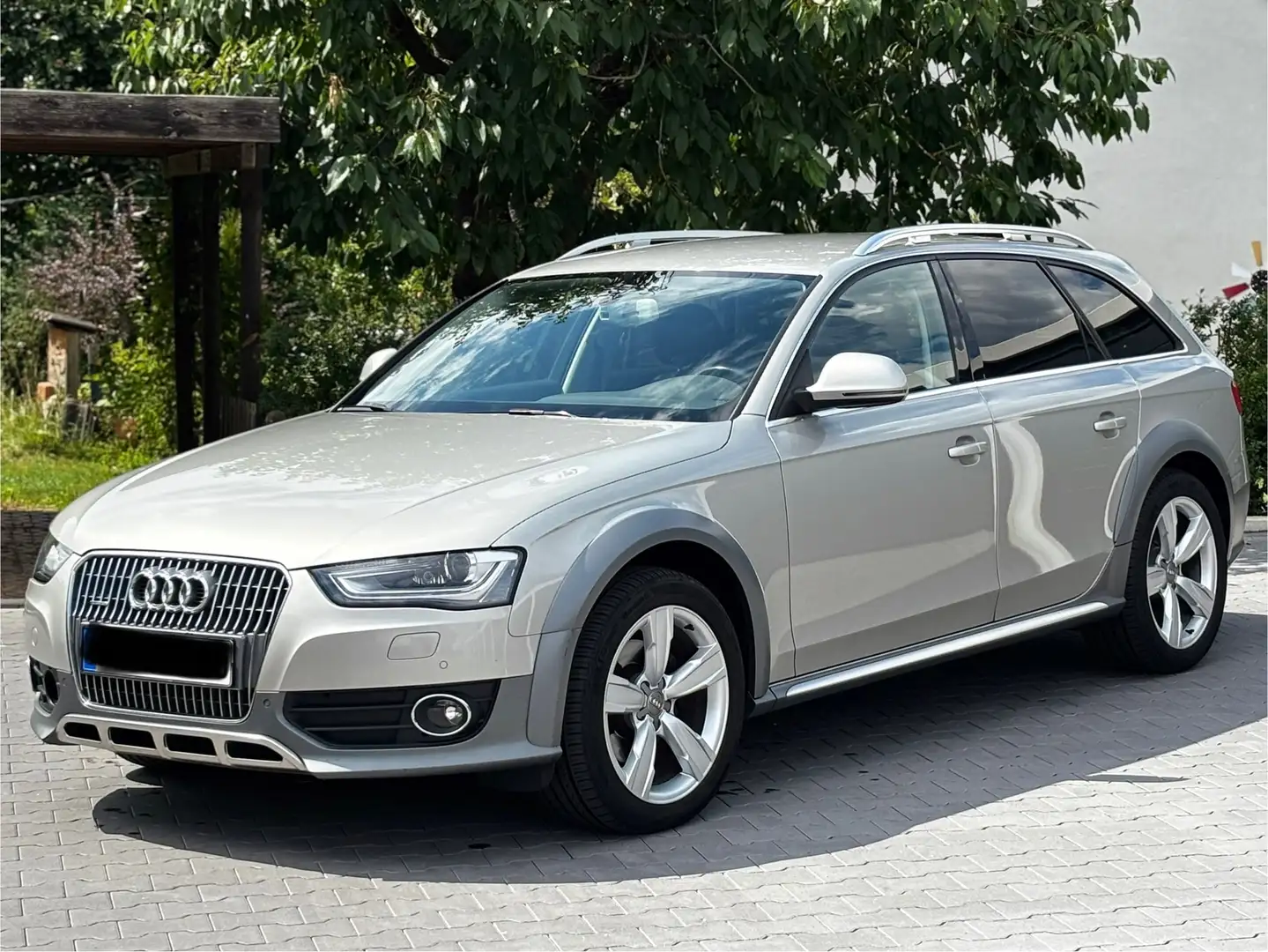 Audi A4 allroad A4 allroad quattro (clean die.) 2.0 TDI DPF S tron Srebrny - 1