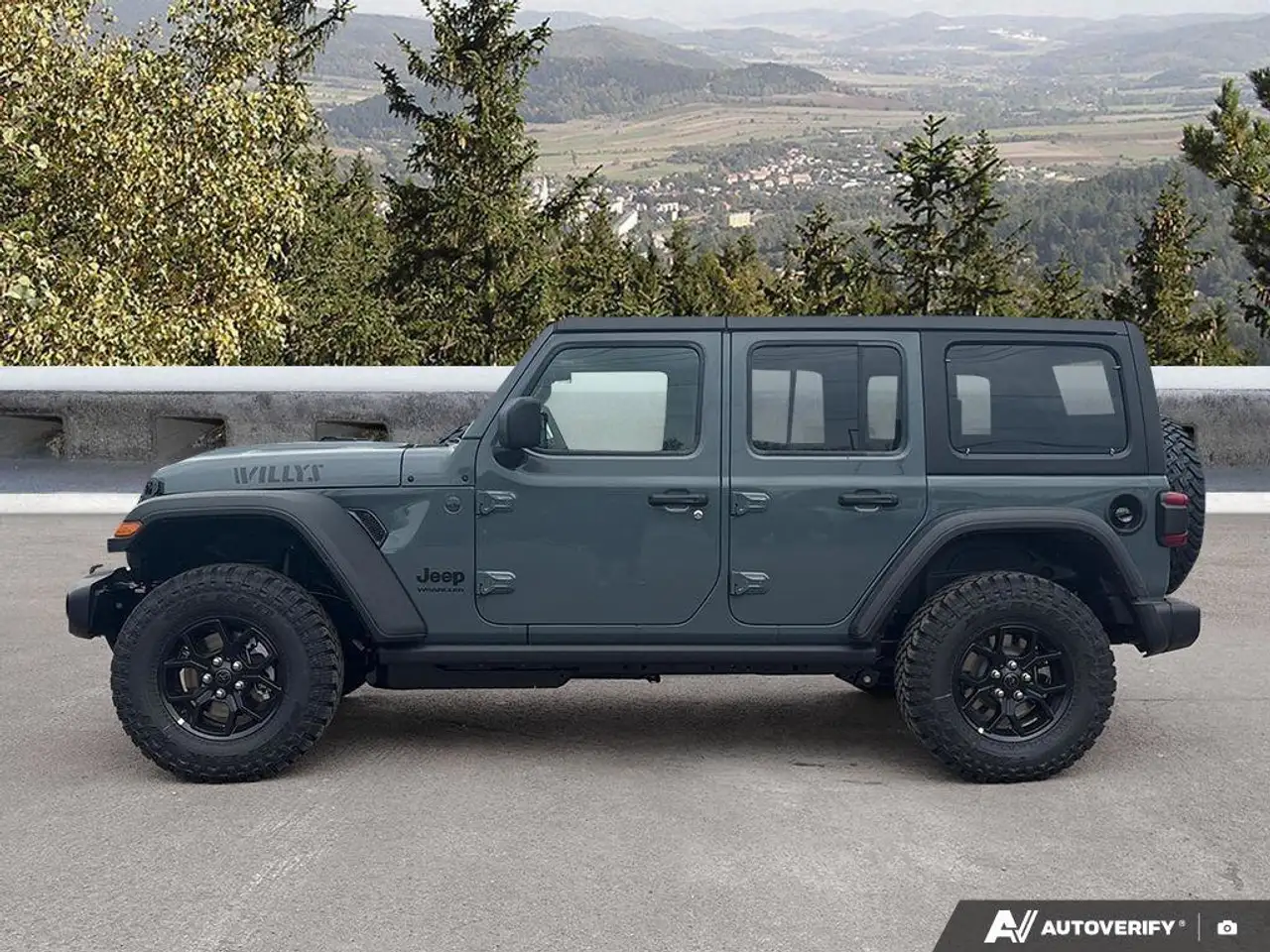 Jeep Wrangler снимка Jeep Wrangler