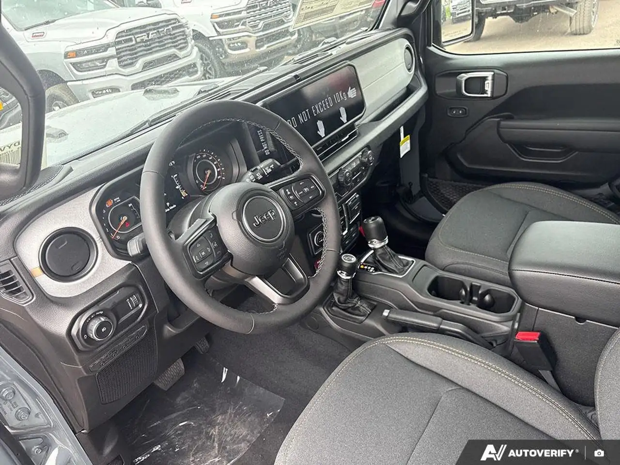 Jeep Wrangler снимка Jeep Wrangler