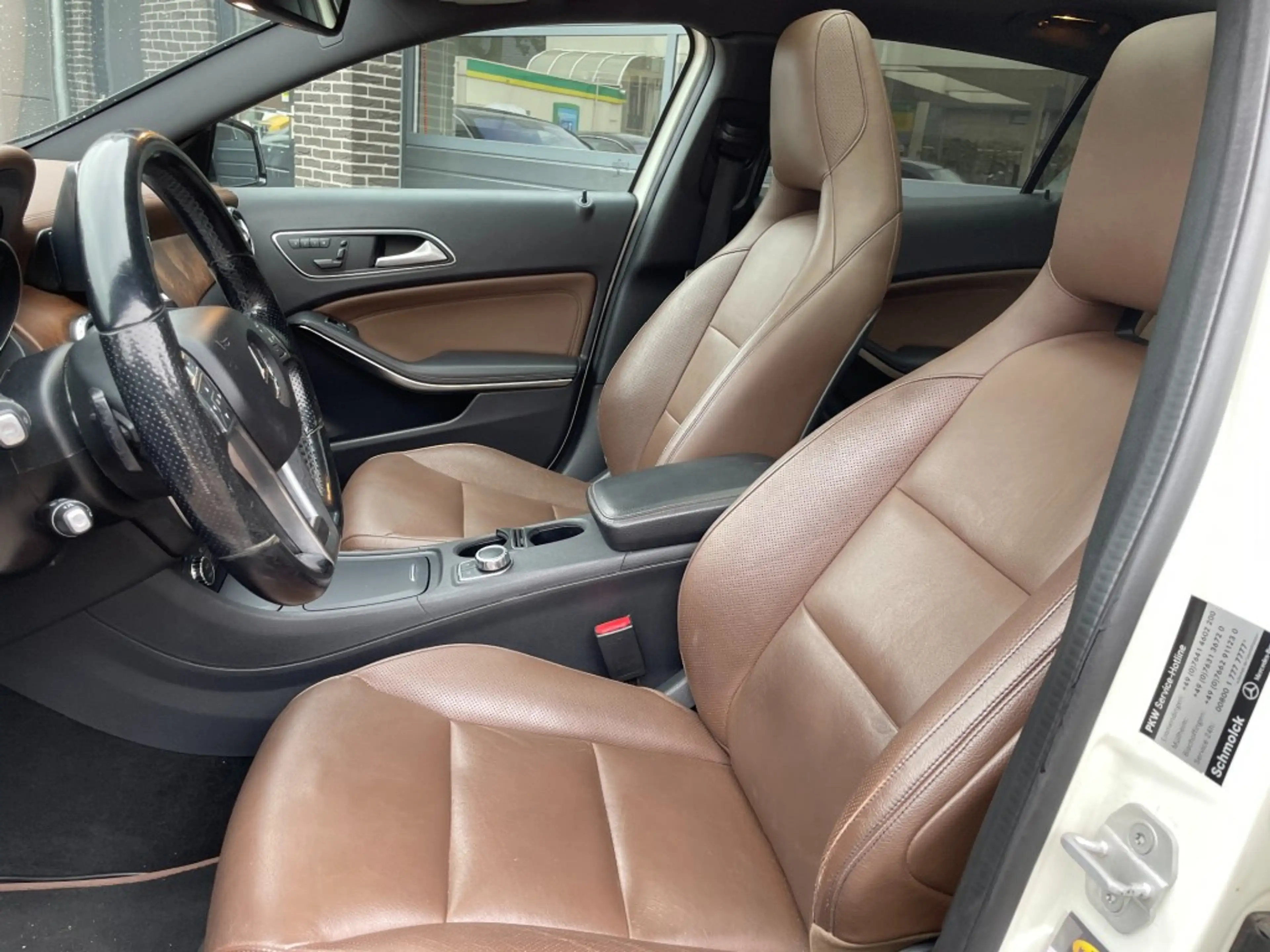 Mercedes-Benz GLA 250 250 4MATIC AMG EDITION 1 Panoramadak , Leer , Navi — photo 7