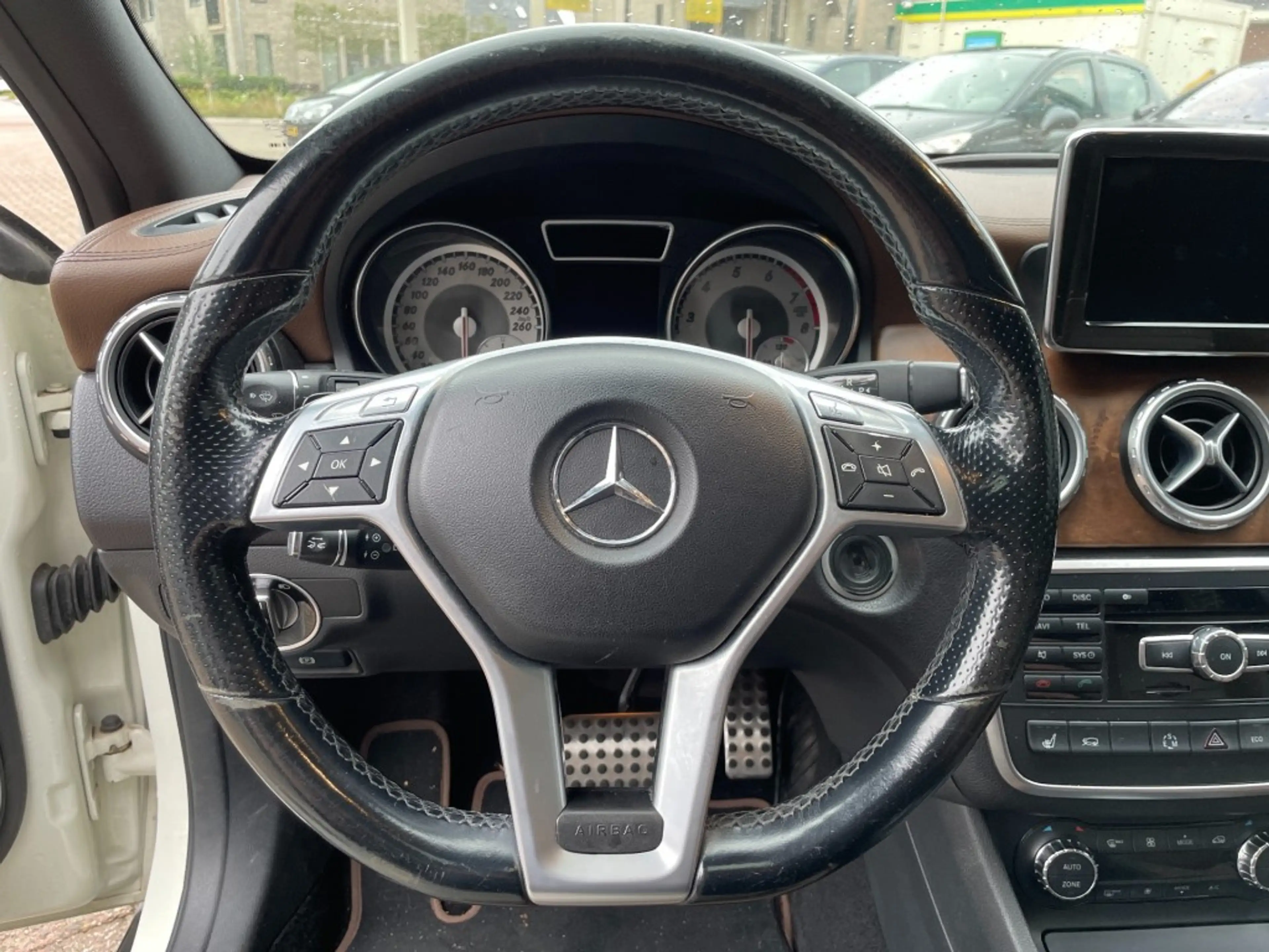Mercedes-Benz GLA 250 250 4MATIC AMG EDITION 1 Panoramadak , Leer , Navi — photo 10