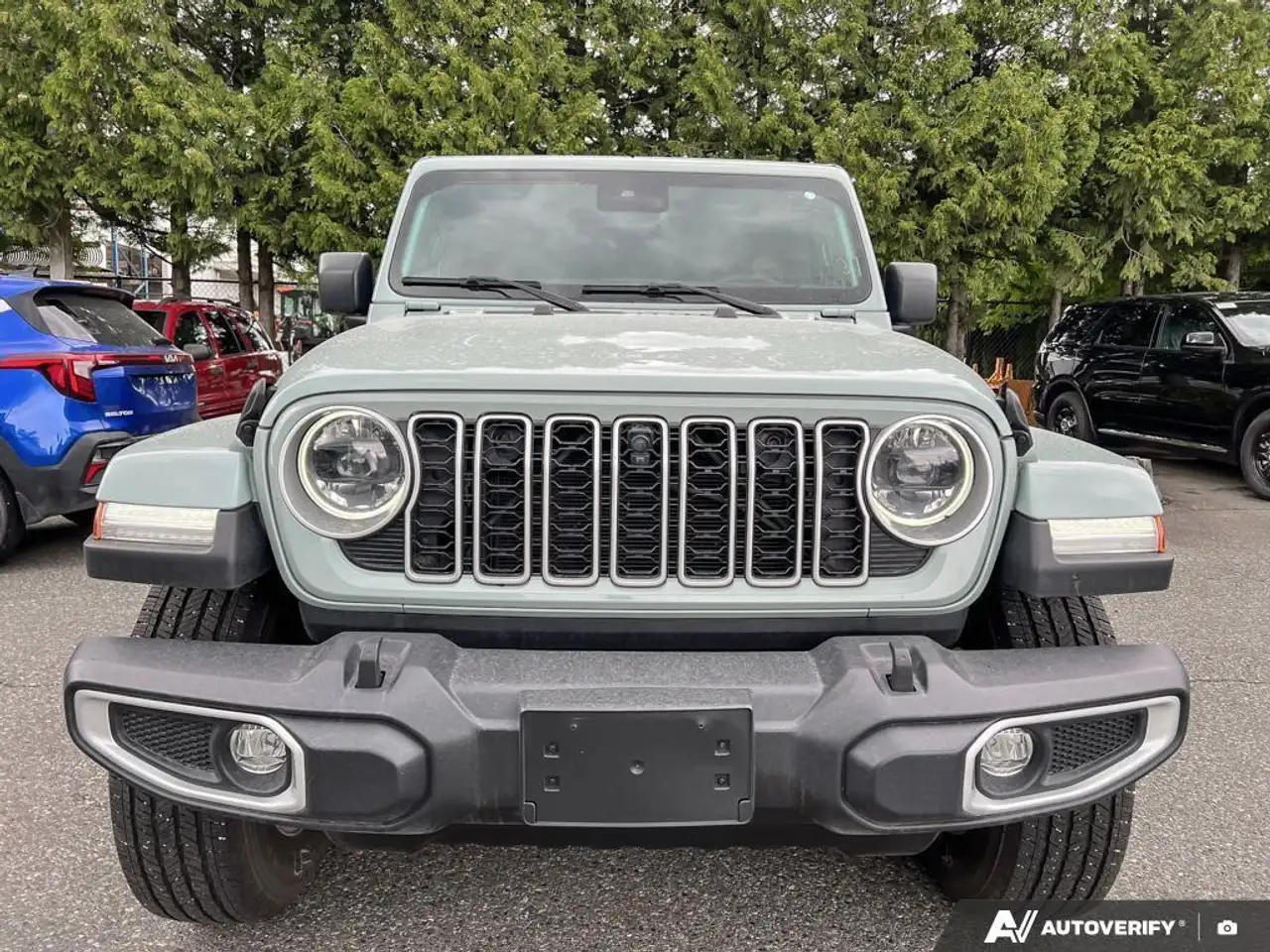 Jeep Wrangler снимка Jeep Wrangler