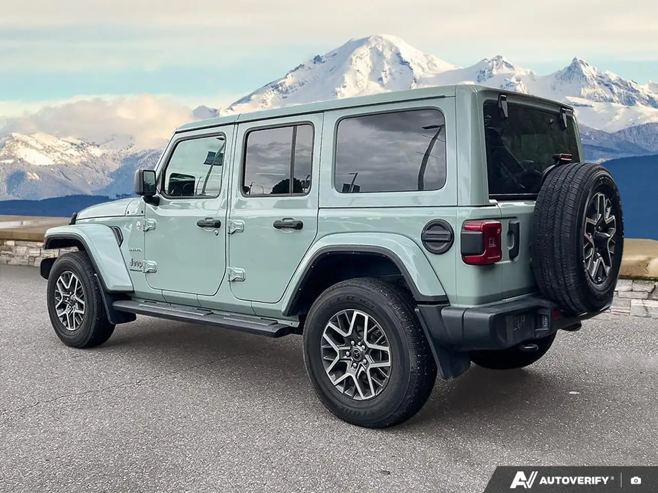 Jeep Wrangler снимка Jeep Wrangler