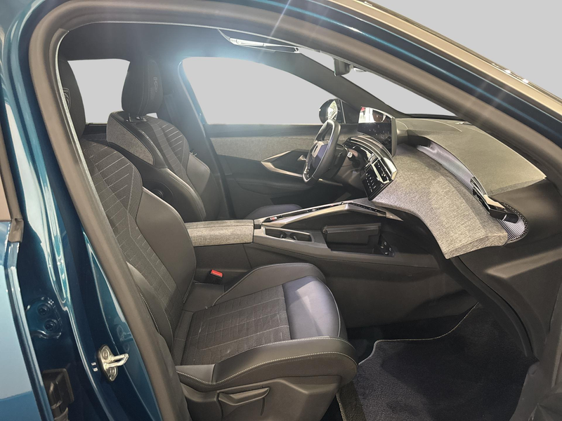 Peugeot 5008 1.2T Hybrid GT 145pk Automaat 7-Zits | Achteruitri — photo 13