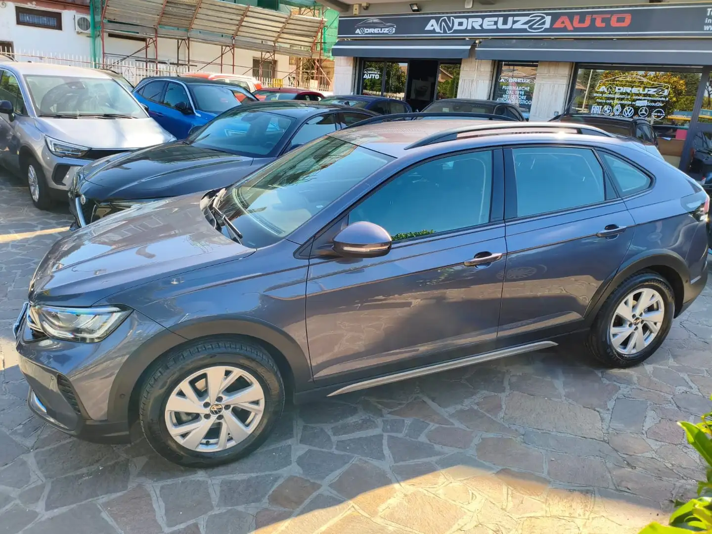 Volkswagen Taigo Taigo 1.0 tsi Life 110cv dsg Grigio - 1
