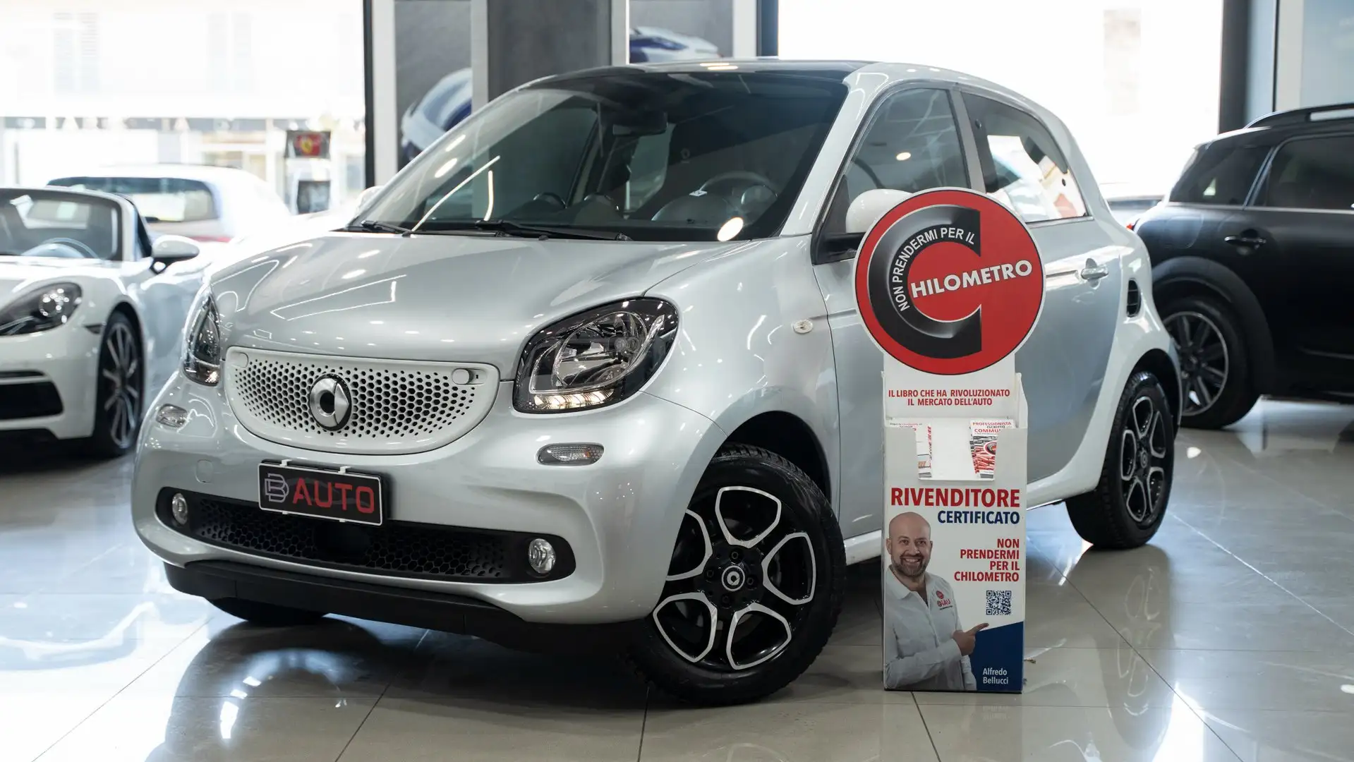 smart forFour 1.0 71 CV PASSION AUTO NAVI LED FULL OPTIONAL Argintiu - 1