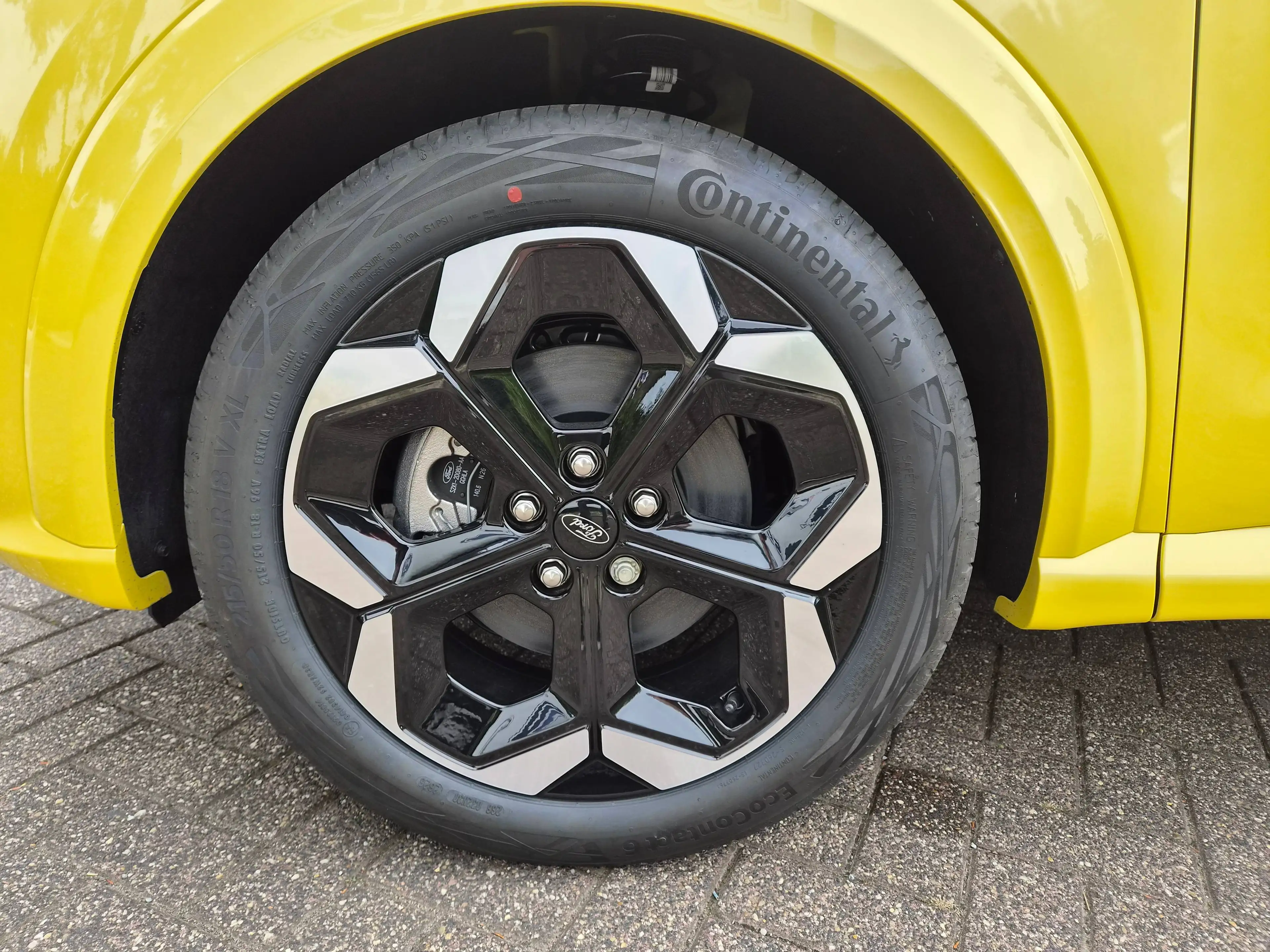 Ford Puma Gen-E Premium — photo 9