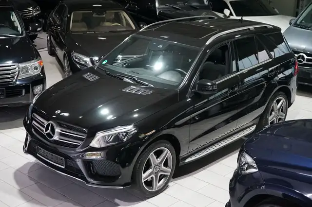 Mercedes-Benz GLE 250 d 4Matic AMG*GLASDACH*ERSTLACK*DEUTSCH*