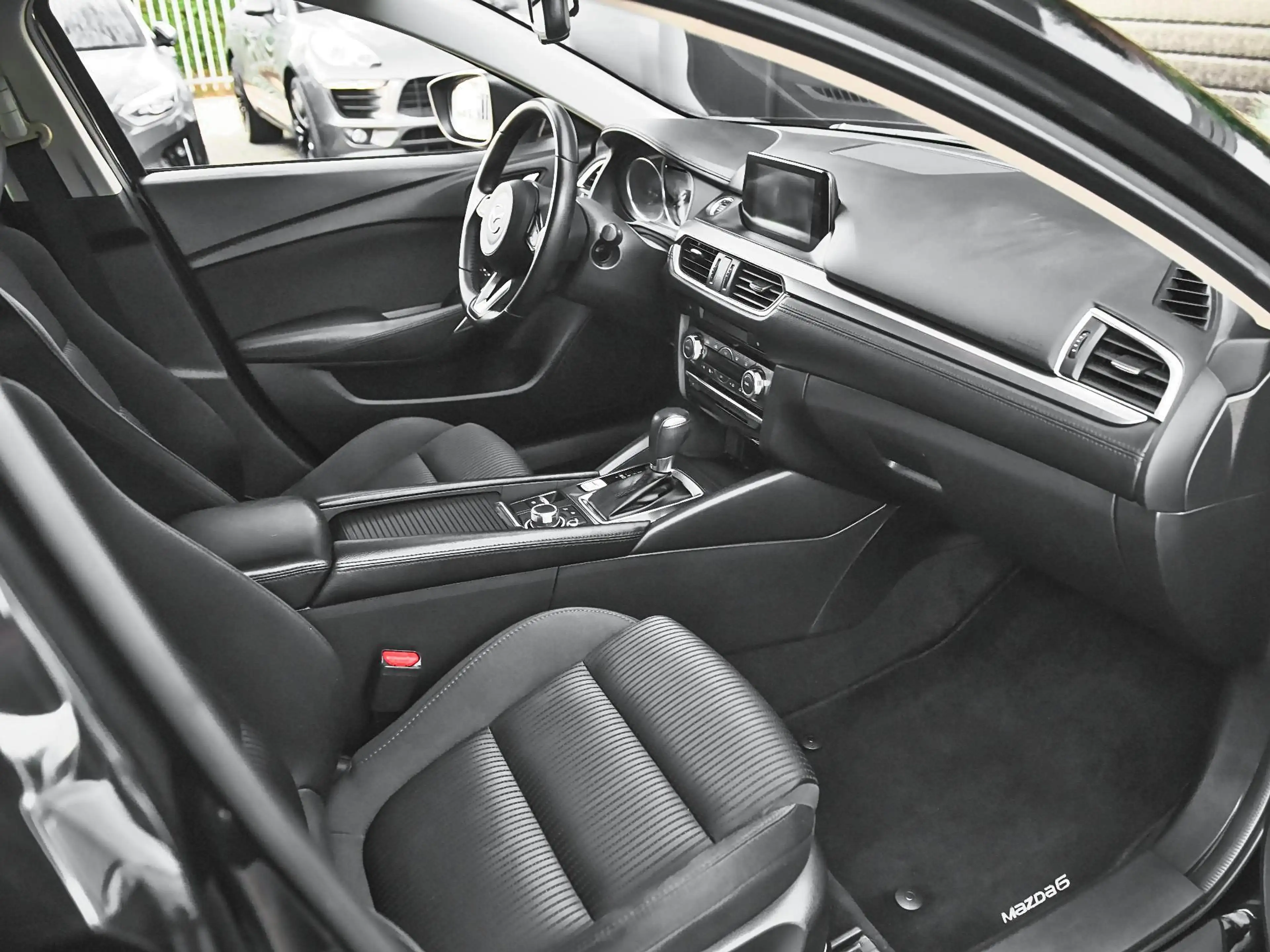 Mazda 6 Sportbreak 2.0 SkyActiv-G 165 Skylease+ Trekhaak N — photo 13