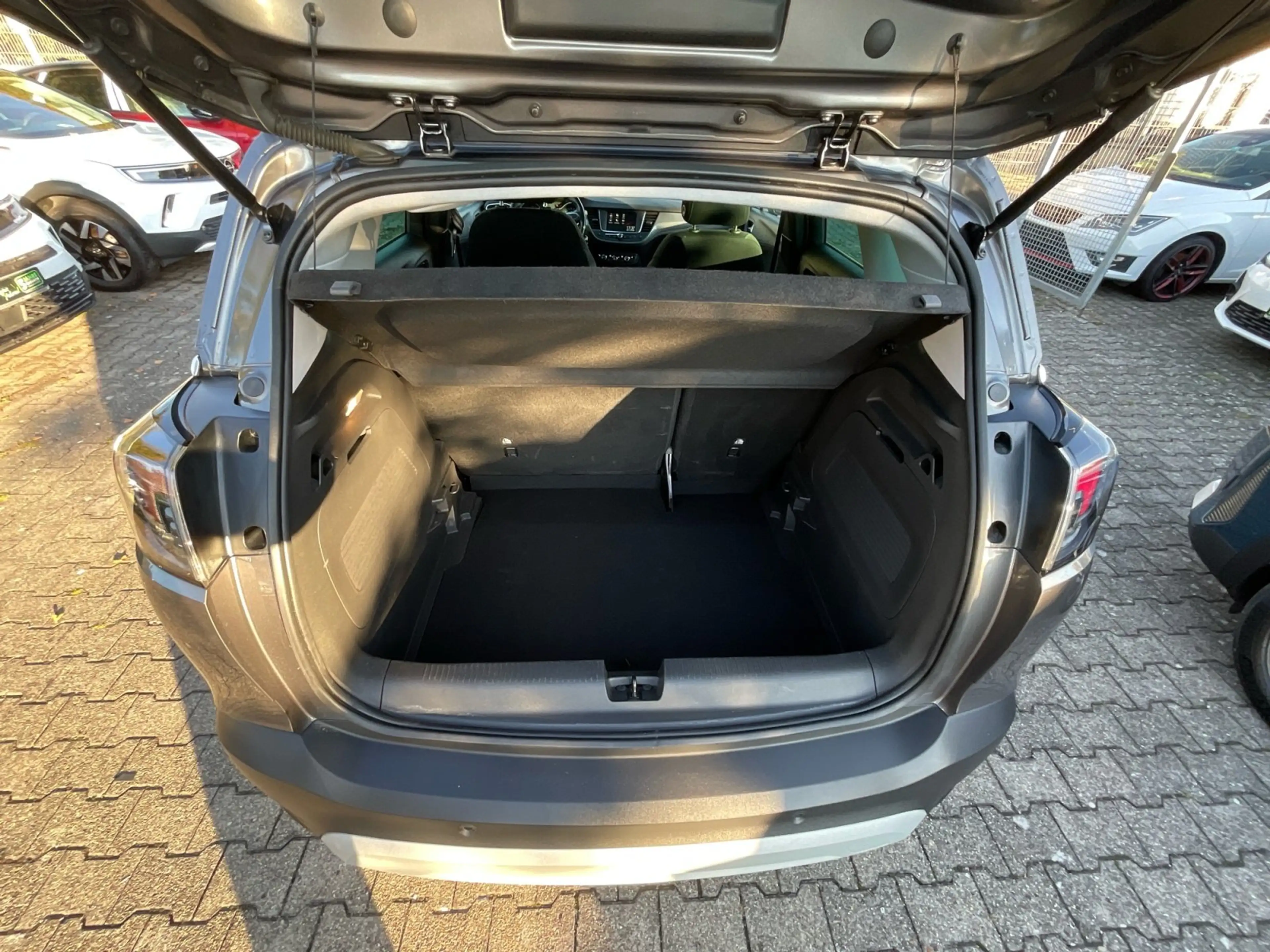 Opel Crossland 1.2 Turbo Elegance AUTOMATIK — photo 13