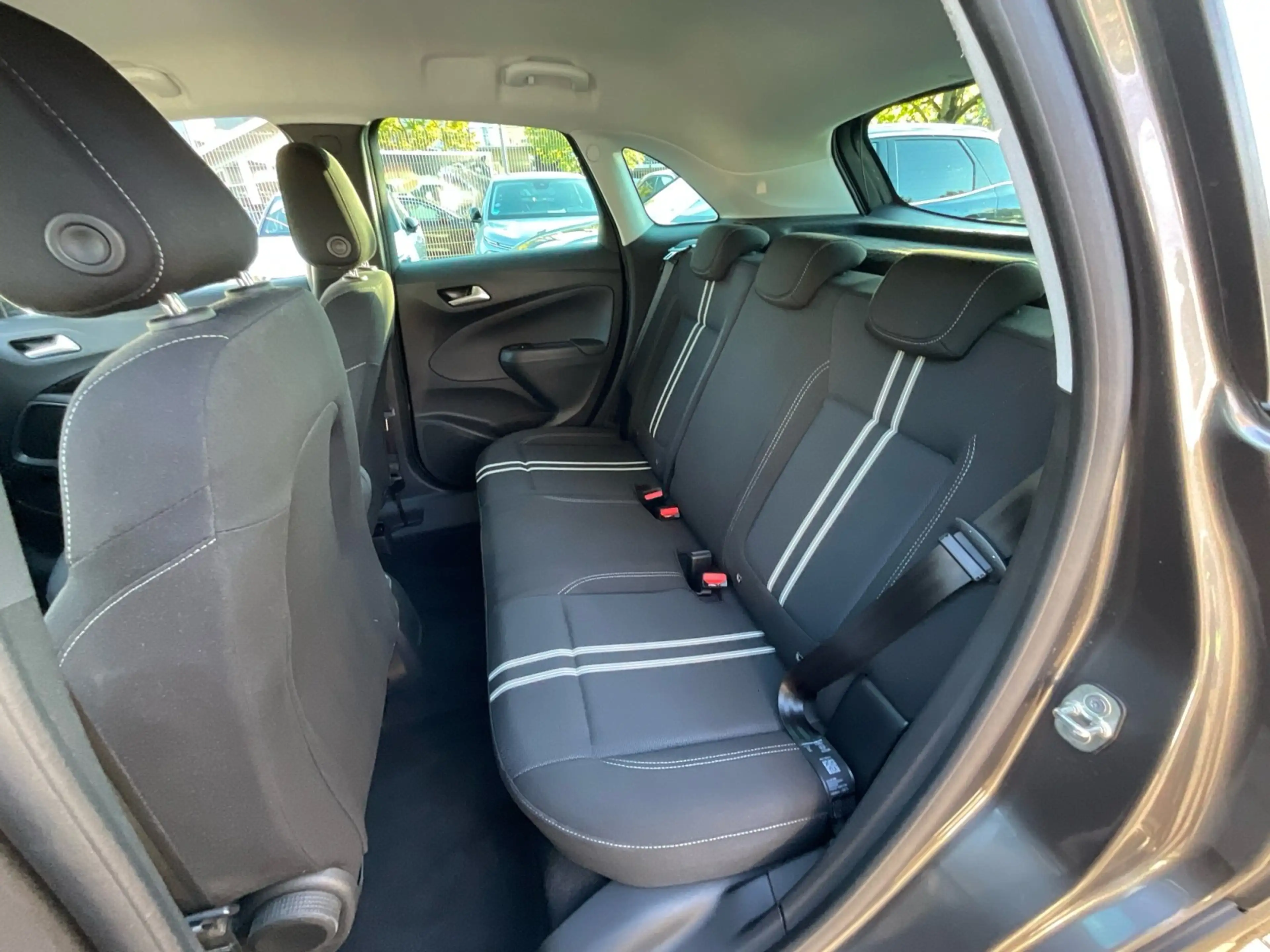 Opel Crossland 1.2 Turbo Elegance AUTOMATIK — photo 12