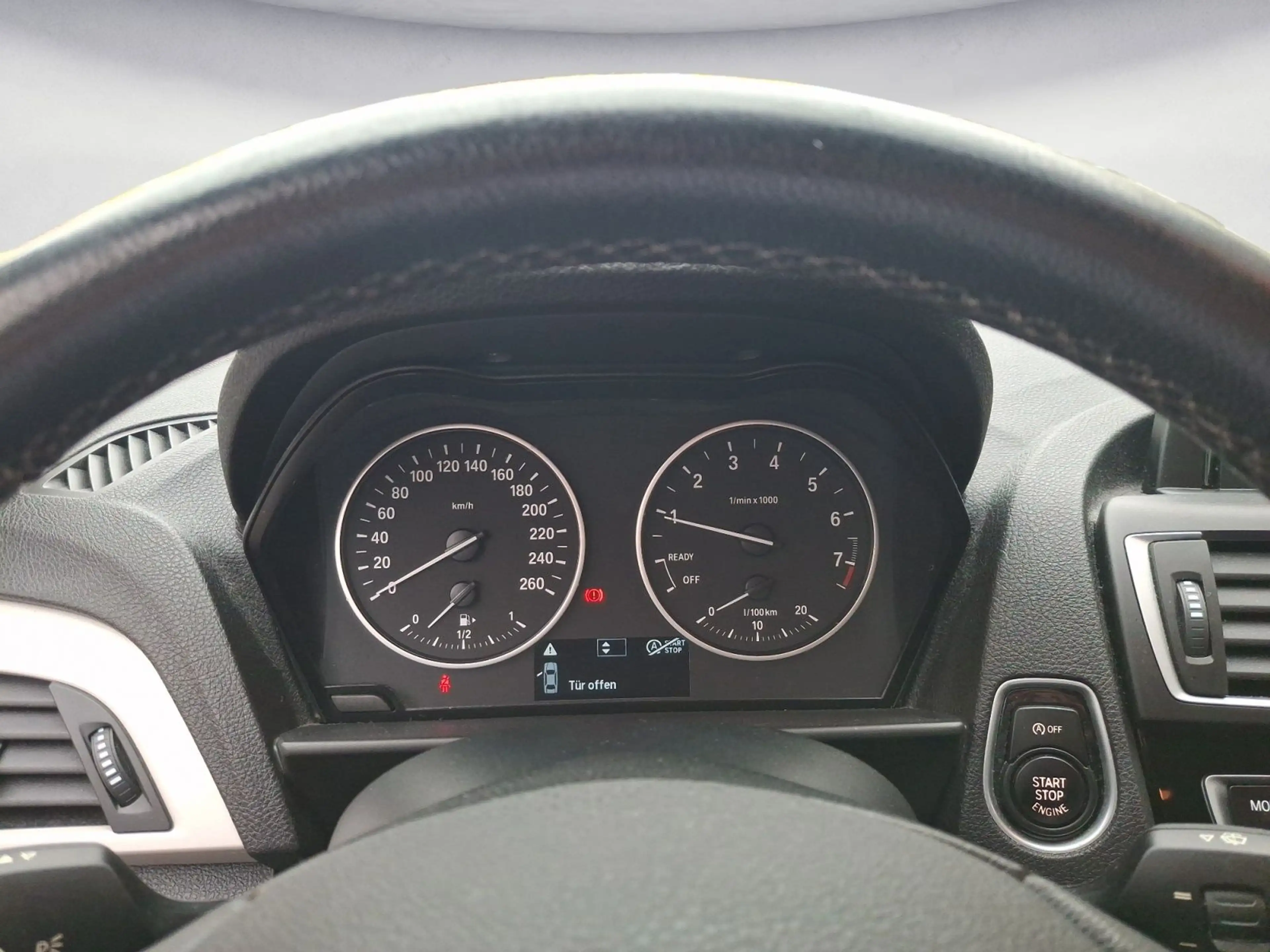 BMW 118 i Advantage Sportsitze LM PDC Sitzhzg. Vorn — photo 13