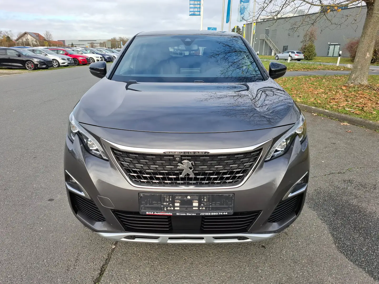 Peugeot 3008 GT-Line Automatik*LED*360*NAVI*AssistentP.*AHK* Grau - 2