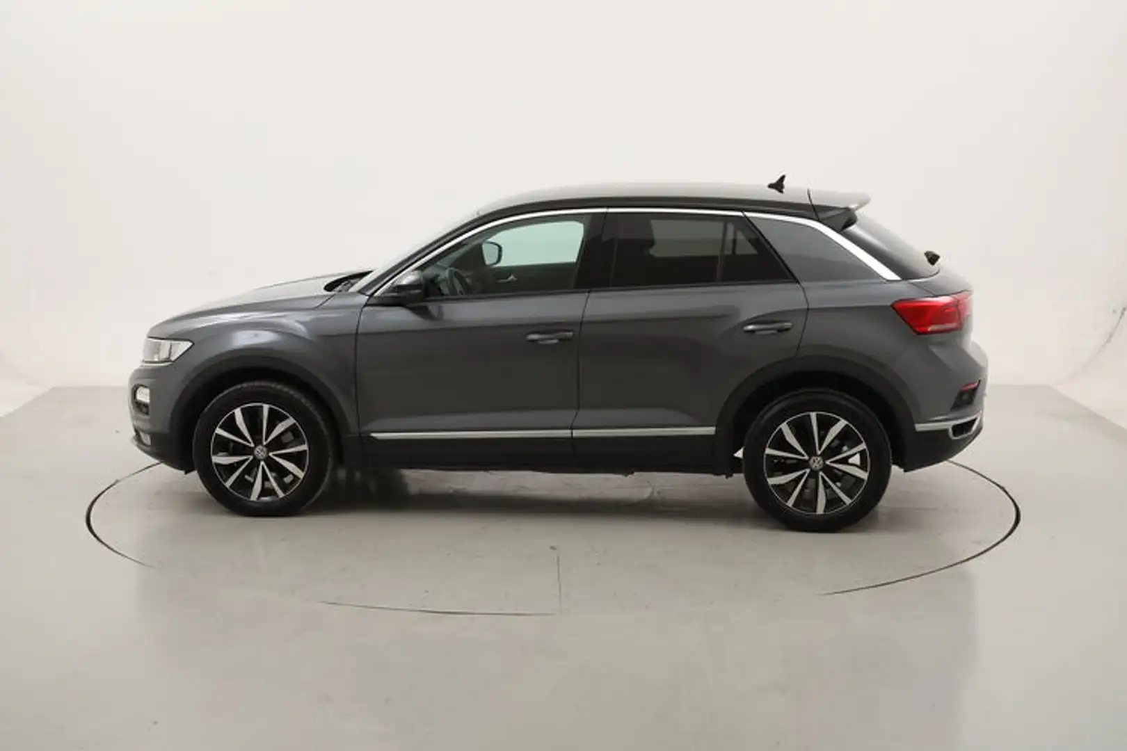 Volkswagen T-Roc Style DSG 2.0 Diesel 150CV Grigio - 2