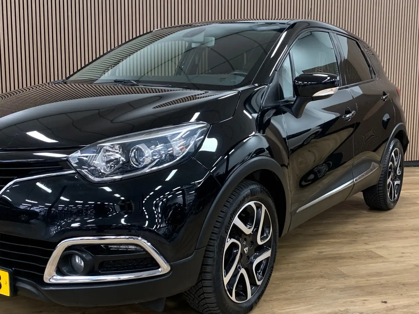 Renault Captur 0.9 TCe Dynamique|Navigatie|Climate Control| Чорний - 2
