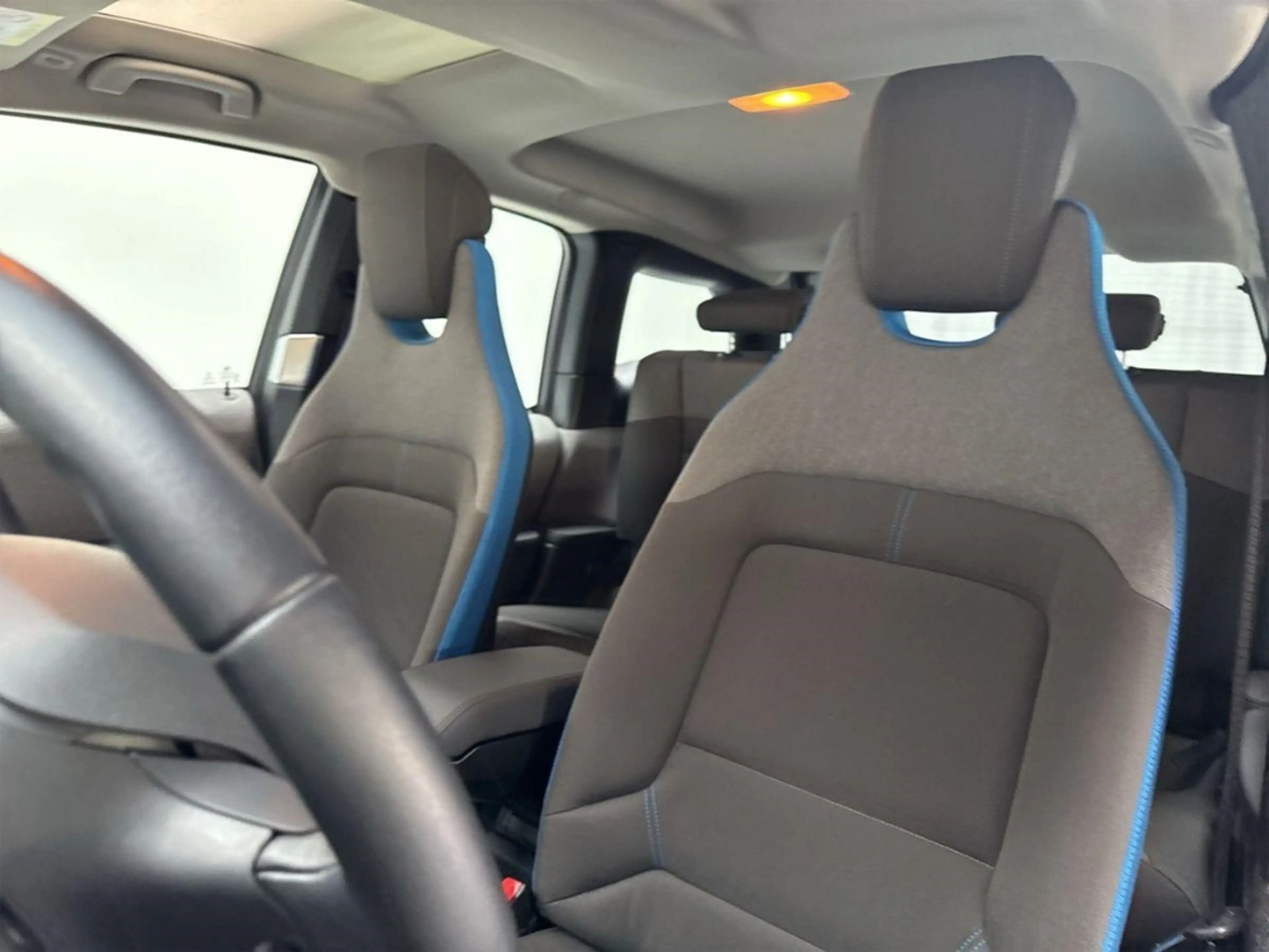 BMW i3 120AH Pano LED ACC Kamera Sheft Park-Assistent — photo 6