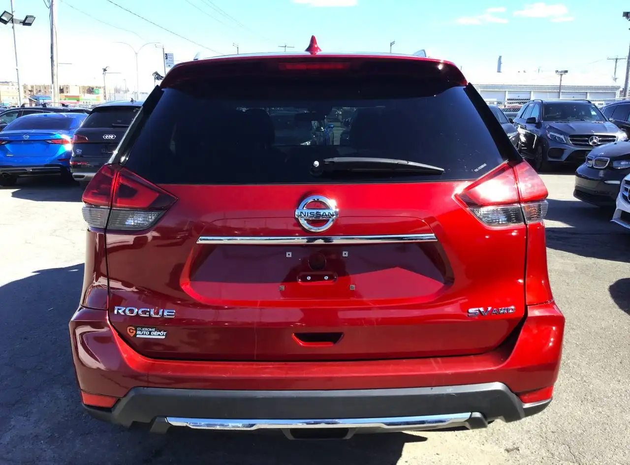 Nissan Rogue снимка Nissan Rogue