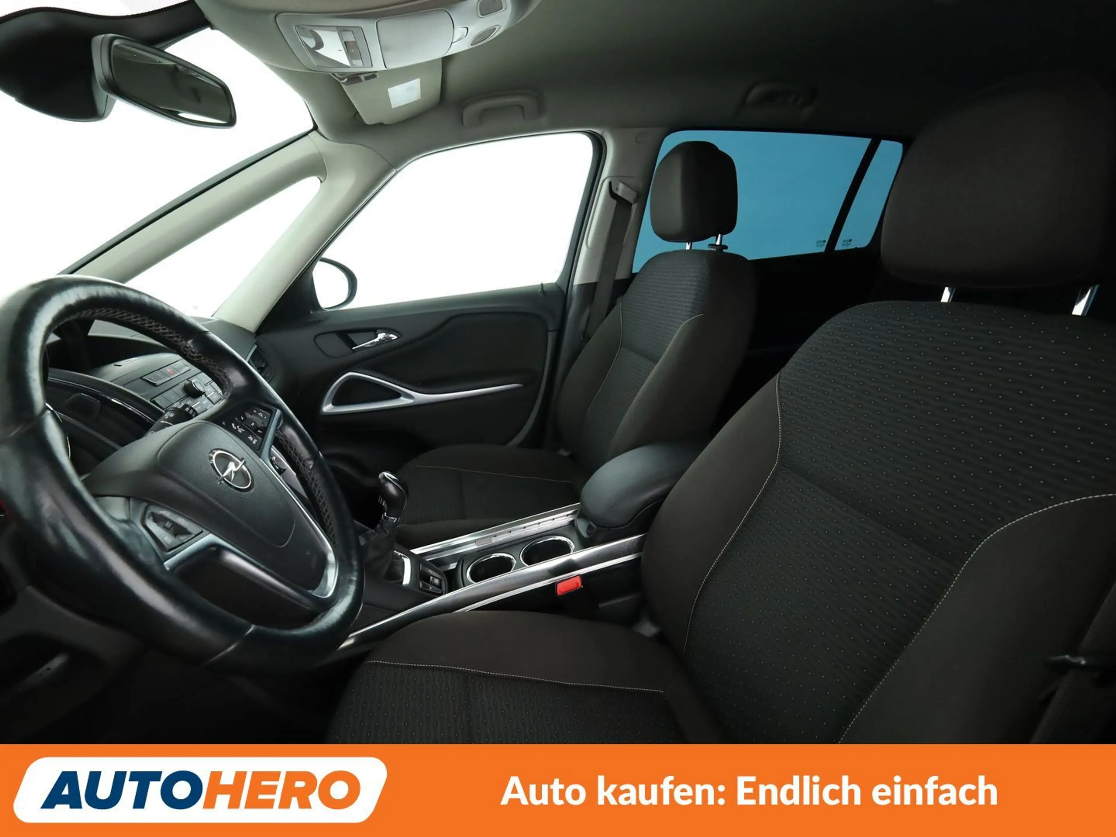 Opel Zafira Tourer 1.4 Turbo Drive*NAVI*XENON*PDC*SHZ*KLIMA* — photo 10