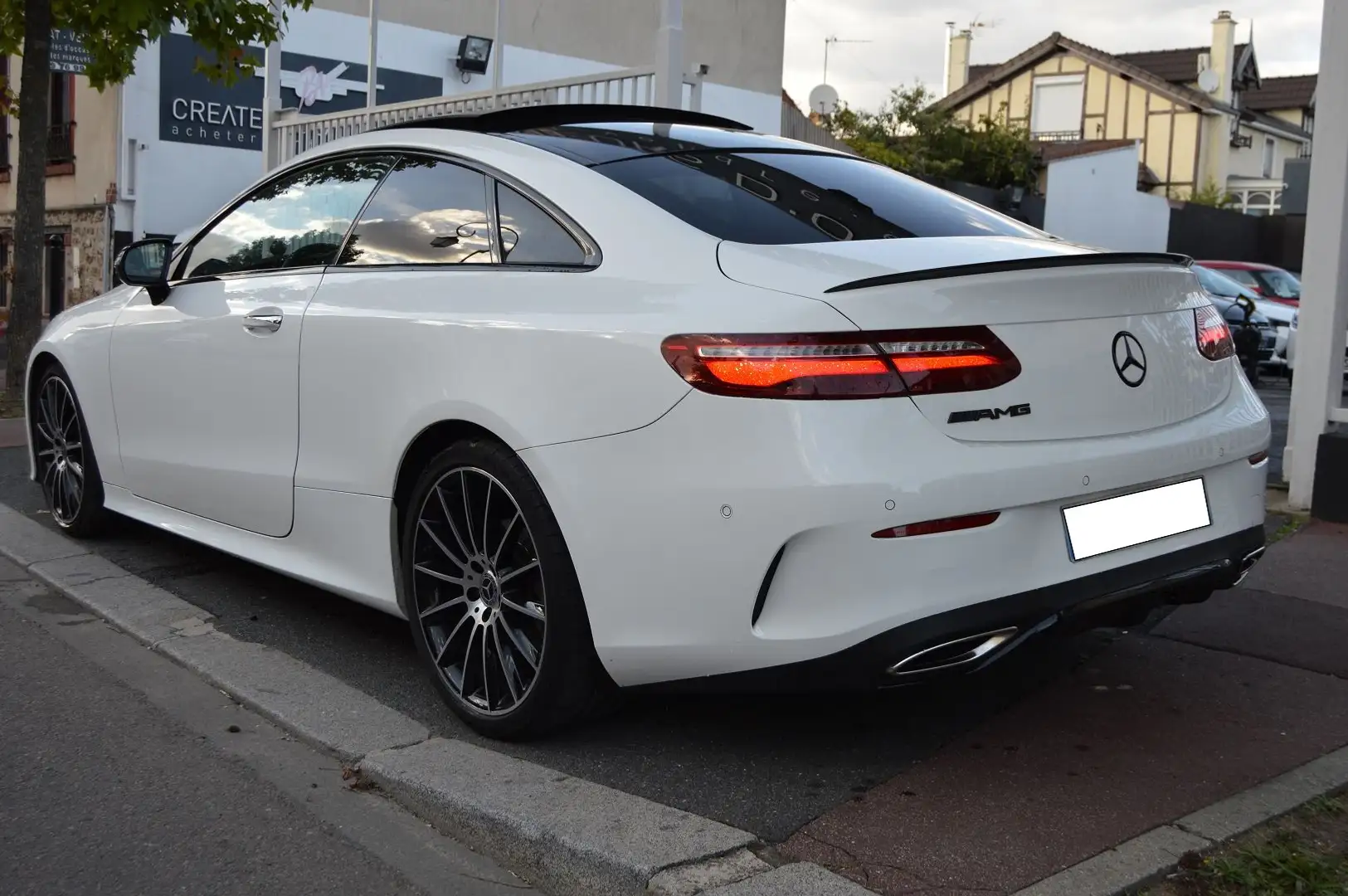 Mercedes-Benz E 200 200 184CH FASCINATION 9G-TRONIC Blanc - 2