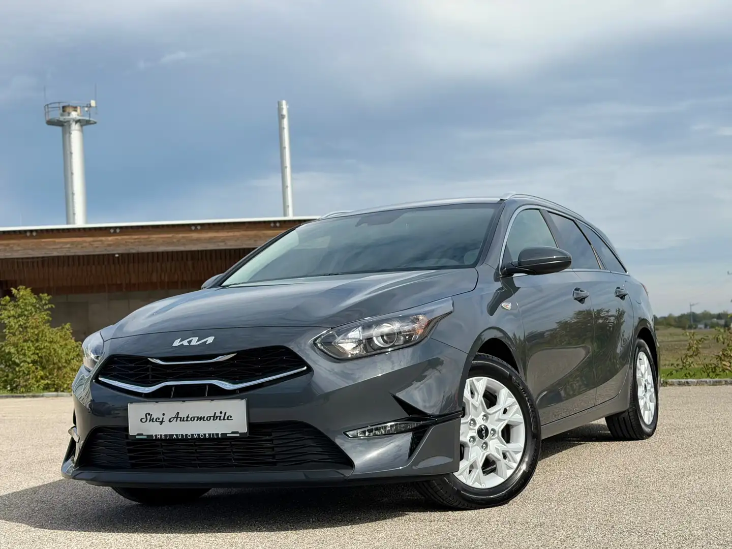 Kia Ceed SW / cee'd SW *R-Kamera*AHK*SZH*Spurhalte* Grau - 1