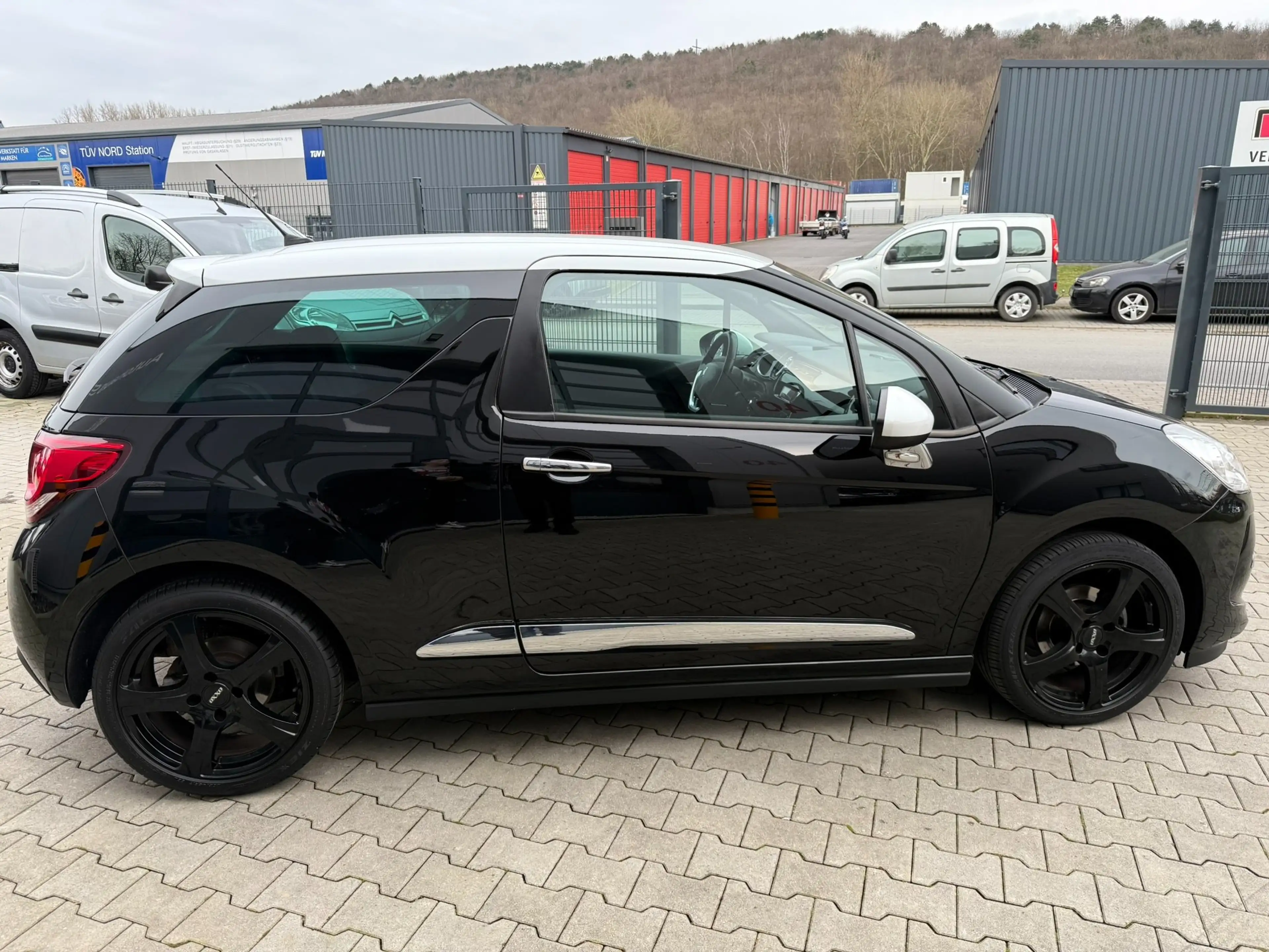 Citroen DS3 SoChic — photo 7