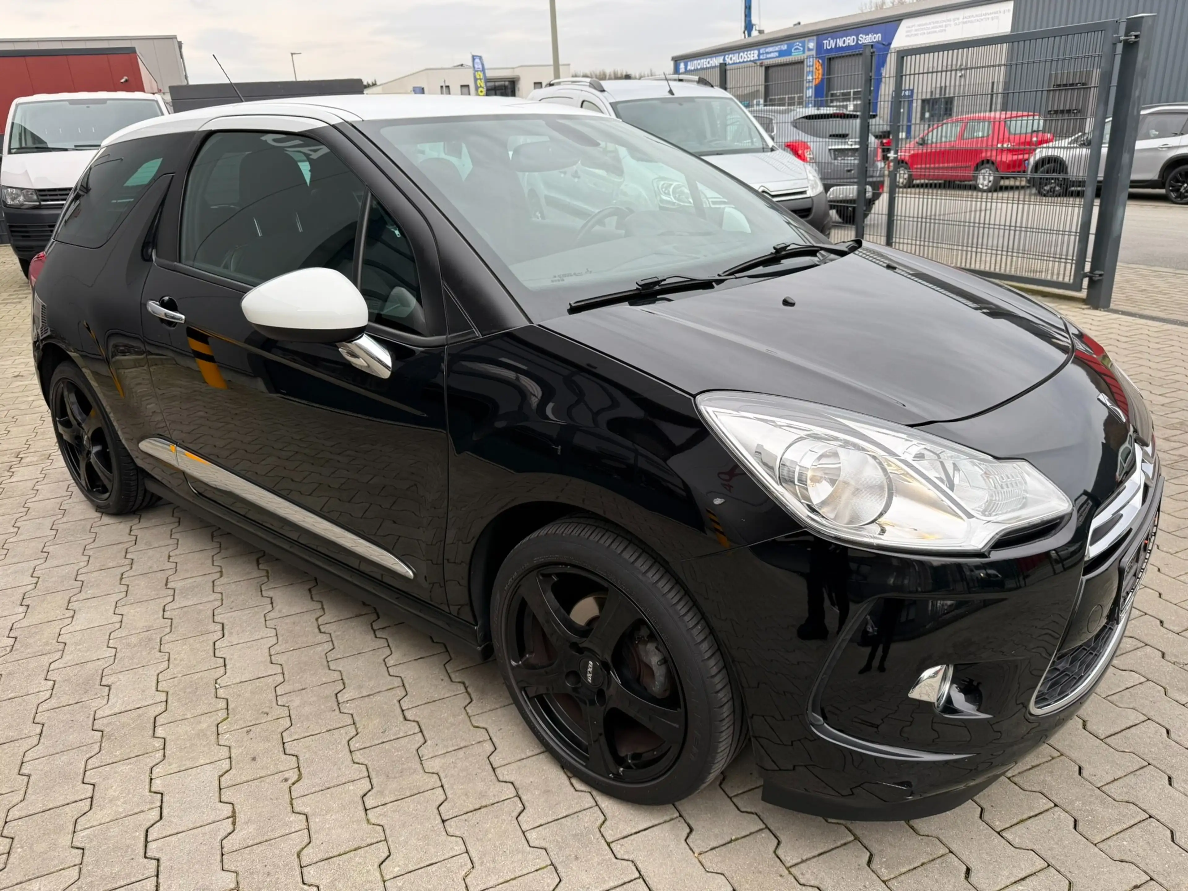 Citroen DS3 SoChic — photo 8